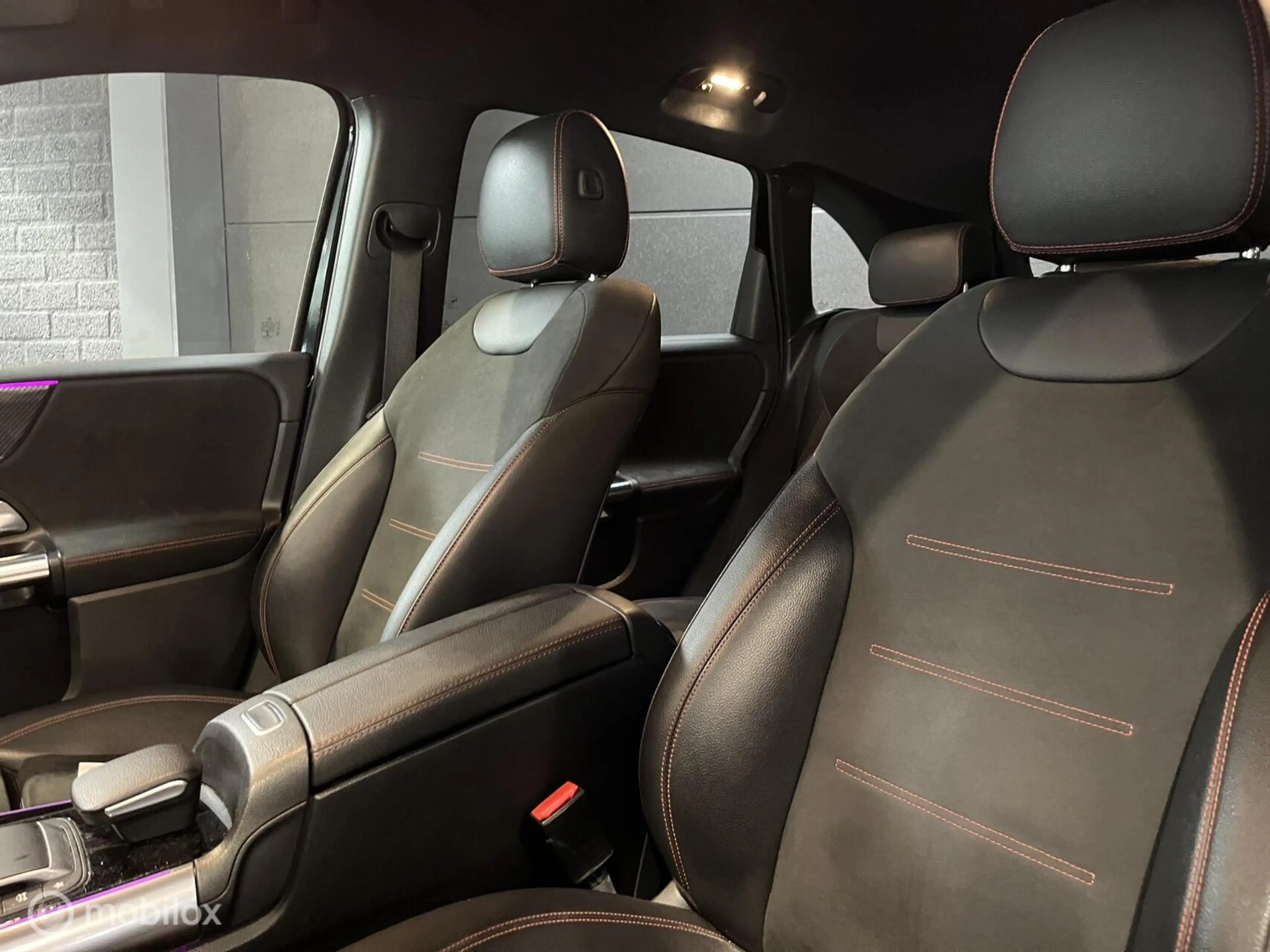 Mercedes-Benz B 180 AMG Line|Sfeer|Stoelverw.|Nightpakket — photo 17