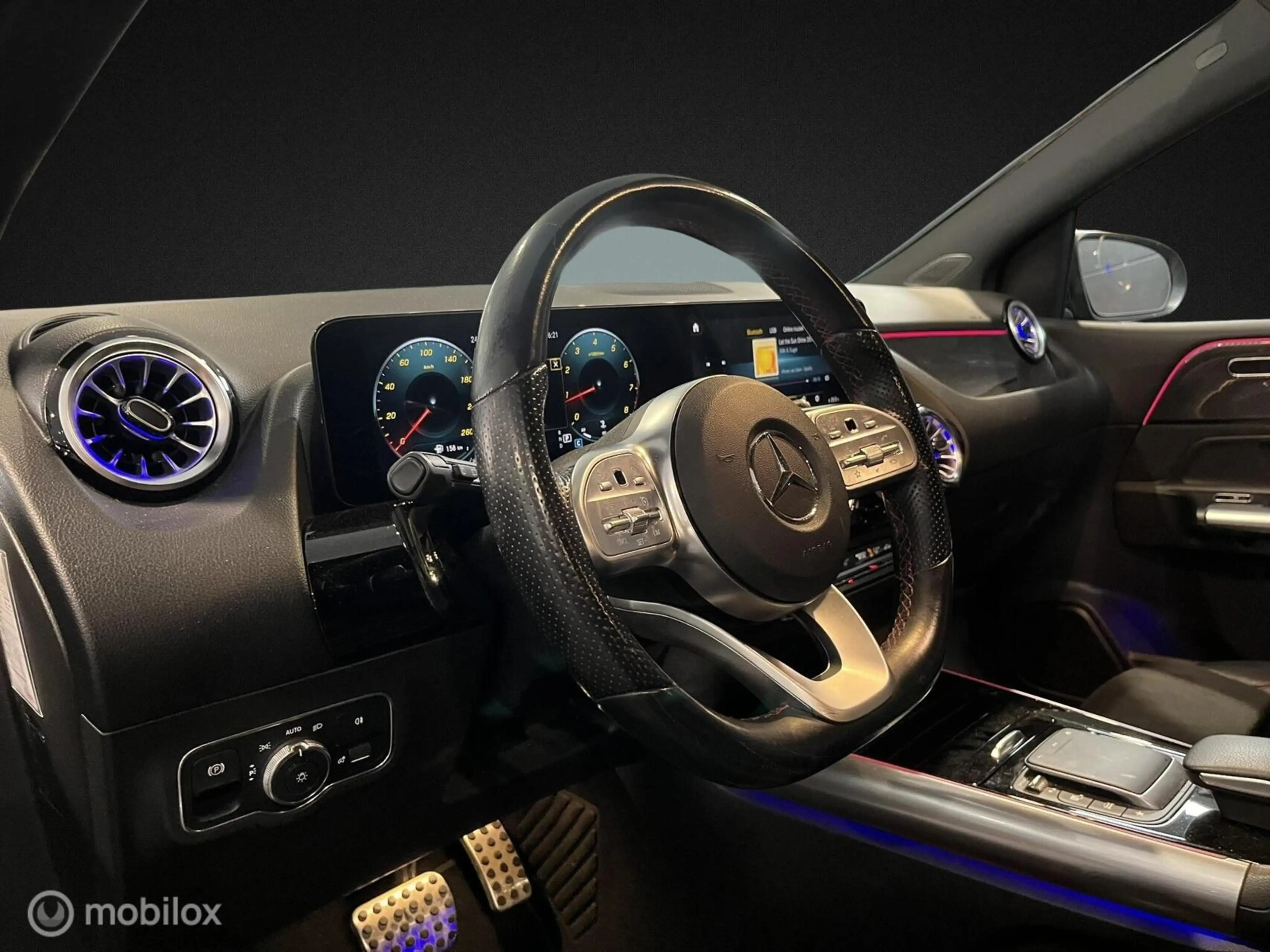 Mercedes-Benz B 180 AMG Line|Sfeer|Stoelverw.|Nightpakket — photo 11