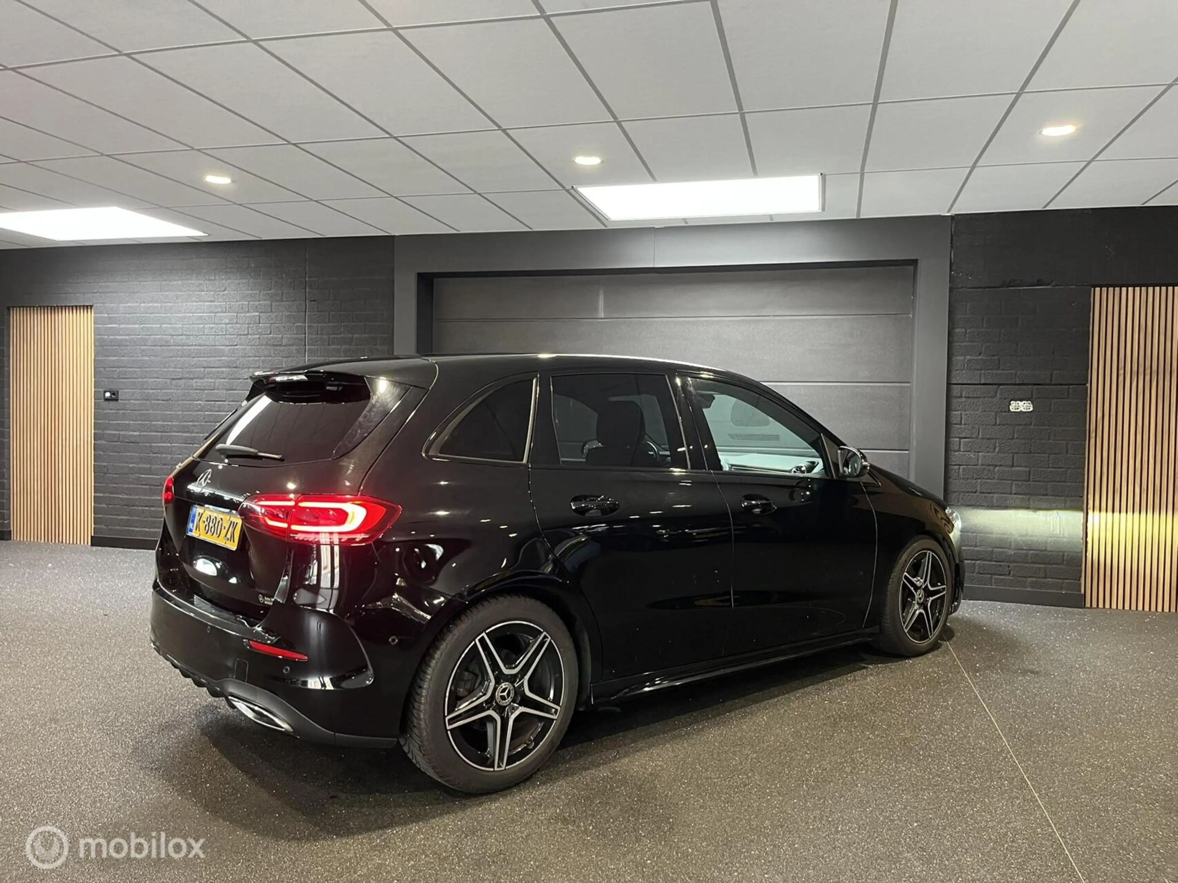 Mercedes-Benz B 180 AMG Line|Sfeer|Stoelverw.|Nightpakket — photo 9