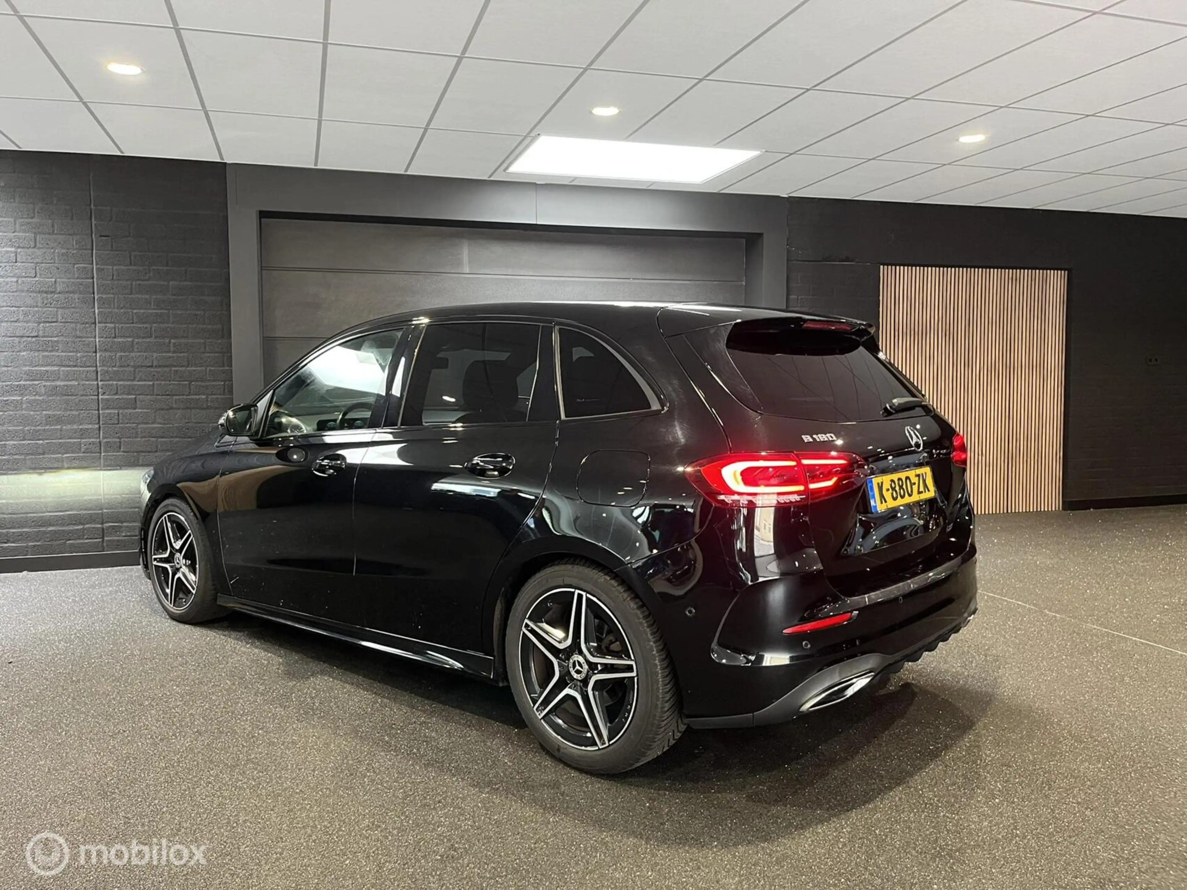 Mercedes-Benz B 180 AMG Line|Sfeer|Stoelverw.|Nightpakket — photo 6