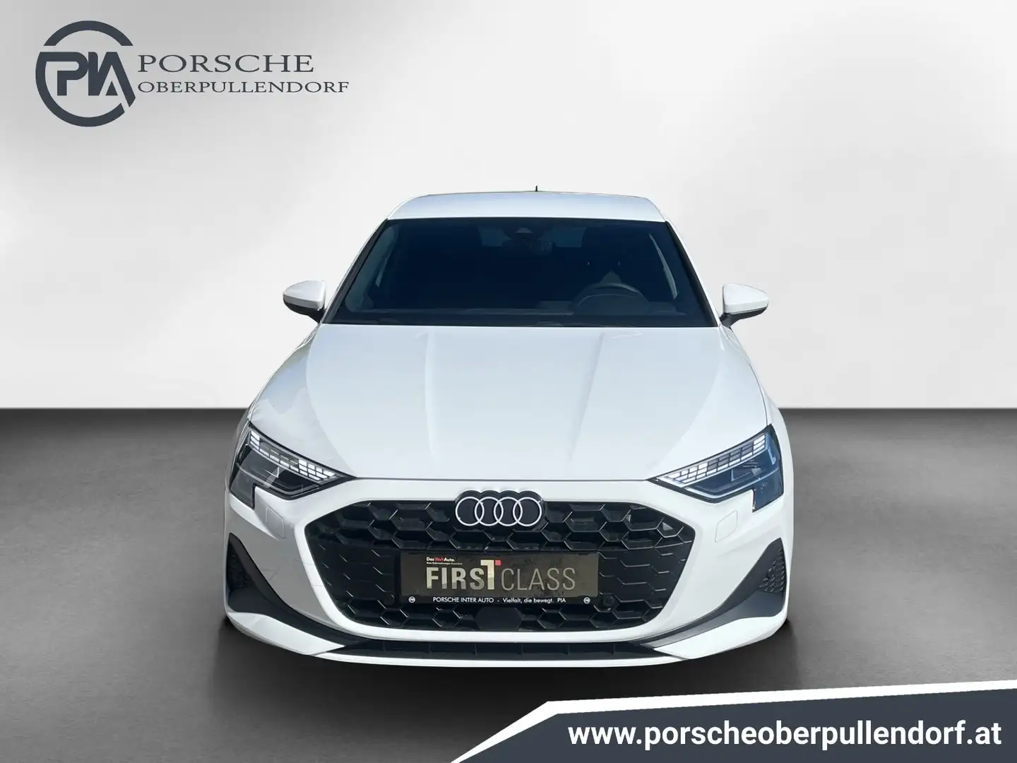 Audi A3 30 TFSI Weiß - 2