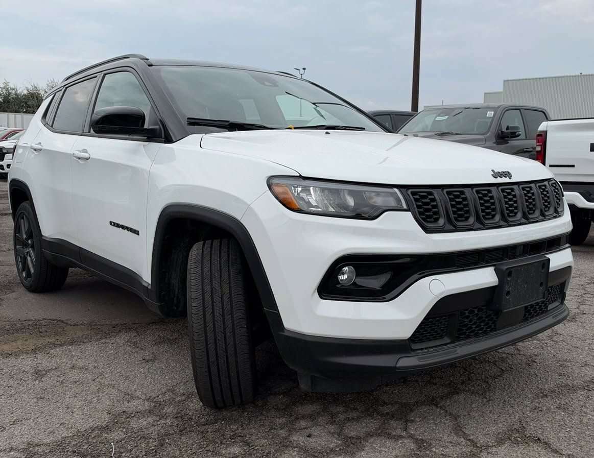 2026 Jeep Compass LIMITED**ALTITUDE**4X4**PANORAMIC SUNROOF**BLIND S