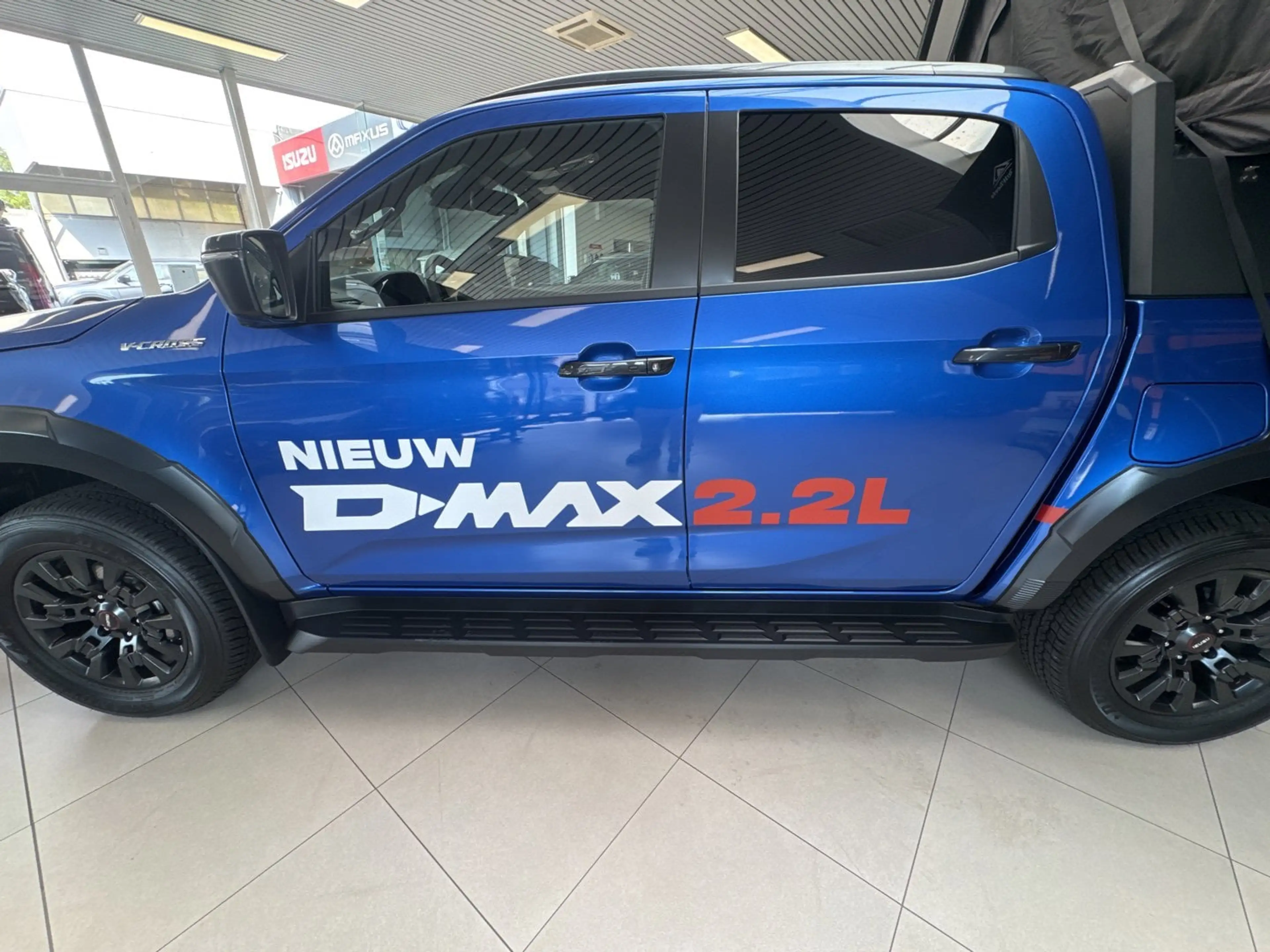 Isuzu D-Max New Dmax 2026 2.2 8Traps AT met Alu Hardtop inclusief dak tent — photo 10