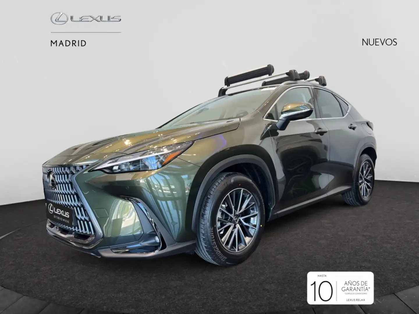 Lexus NX 450h+ Premium+ 4WD Yeşil - 2