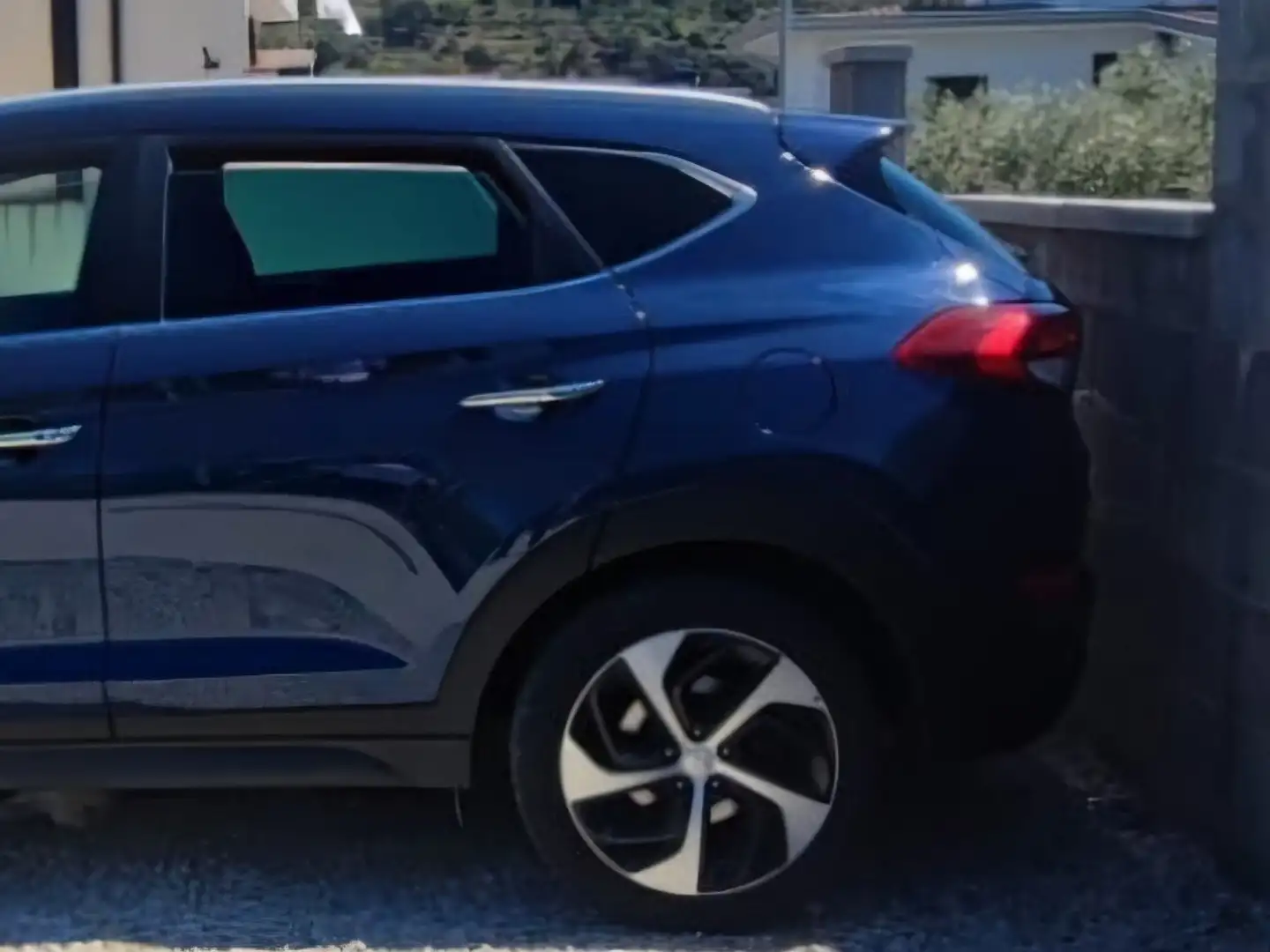 Hyundai TUCSON 1.7 crdi Xpossible 2wd 115cv - 2