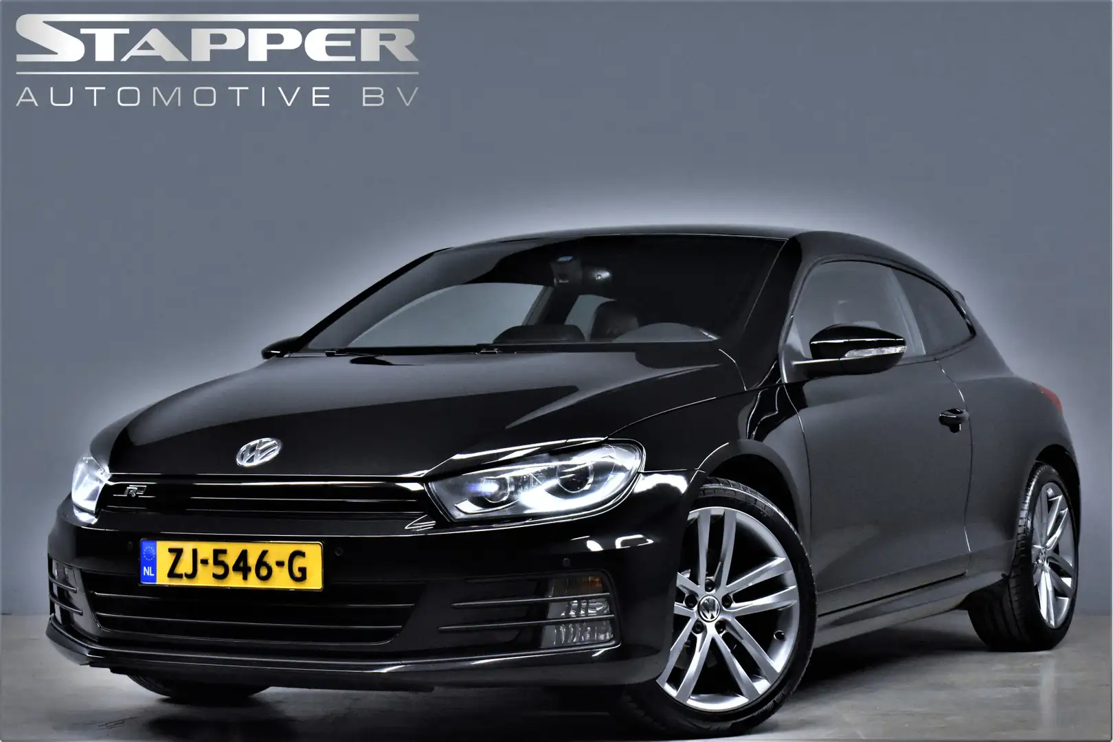 Volkswagen Scirocco 2.0 TSI 180pk DSG R-Line Leer/Xenon/Led/Camera/Nav Black - 1