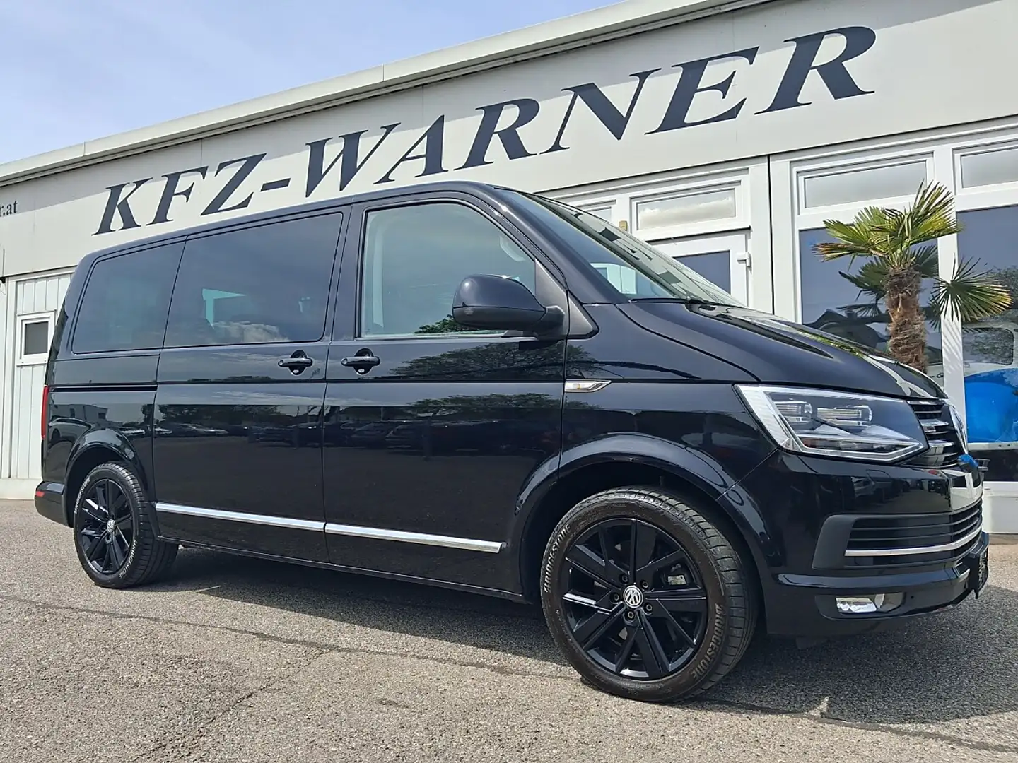 Volkswagen Sonstige Multivan Comfortline LR 2,0 TDI 4Motion BMT DSG Schwarz - 2