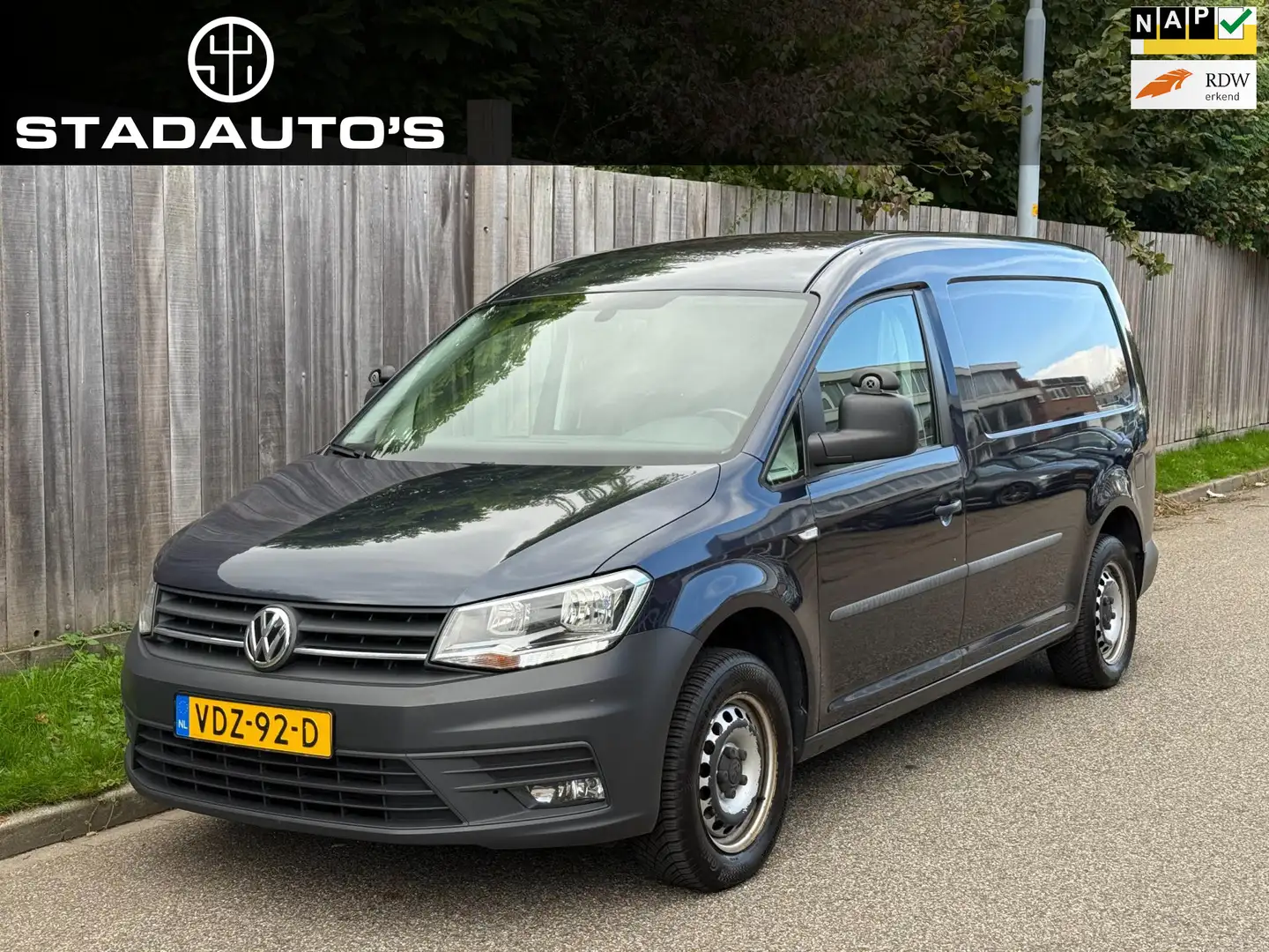 Volkswagen Caddy 2.0 TDI DSG L2H1 Maxi Exclusive NAP MARGE! Bleu - 1