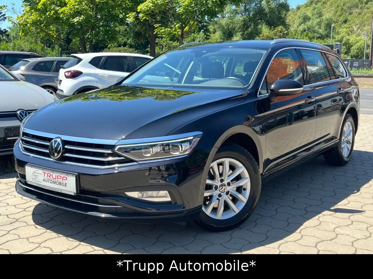 Volkswagen Passat 2.0 TDI/Matrix/ACC/Navi/SHZ/R-Kam/Virtual Schwarz - 1
