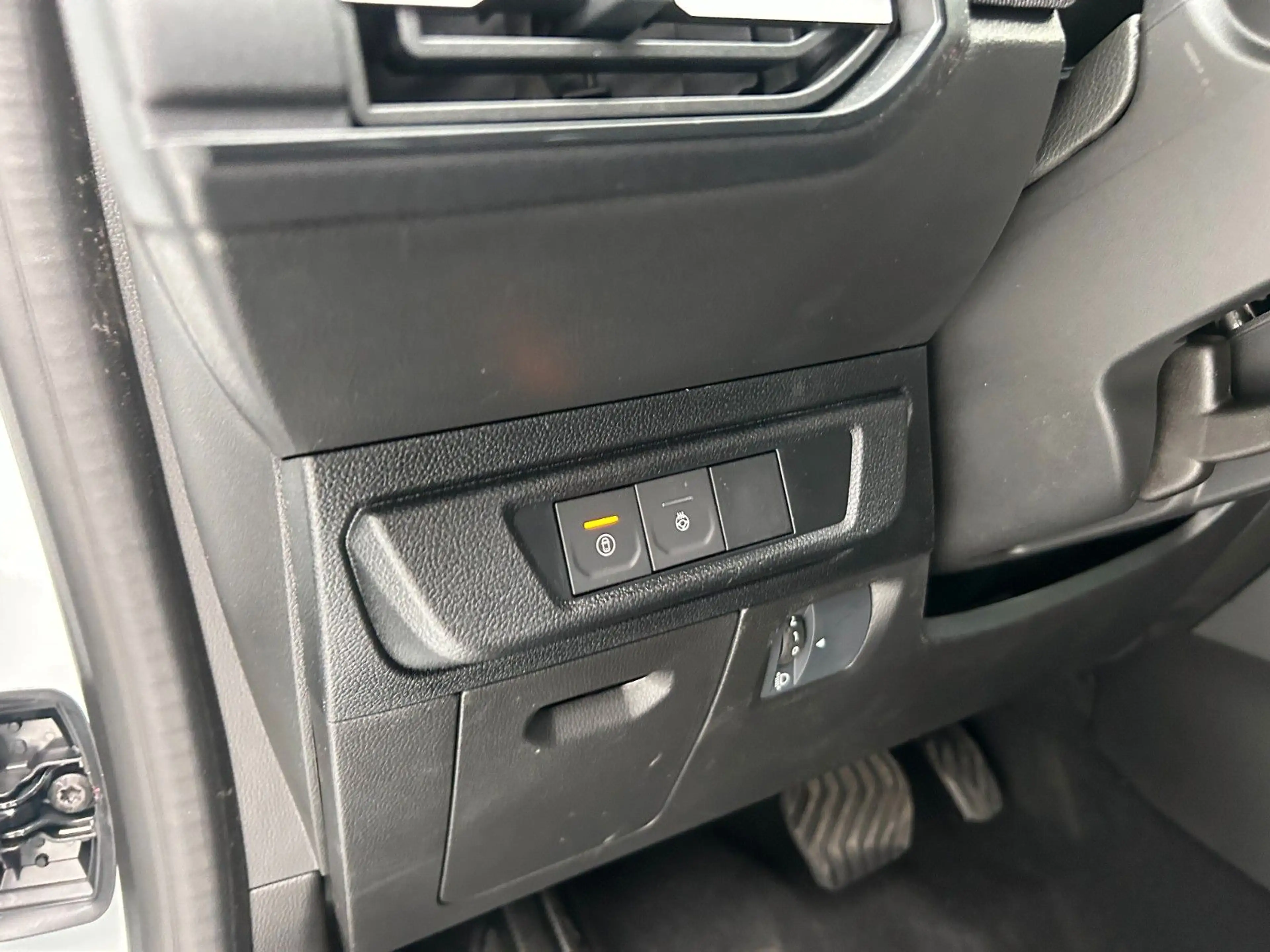 Dacia Jogger Journey hybrid 155 7-Sitzer 360° Navi — photo 14