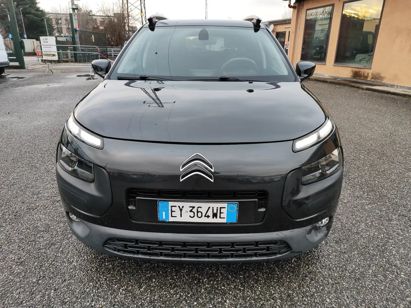 Citroen C4 Cactus 1.6 bluehdi Shine s&s Euro 6 Noir - 1