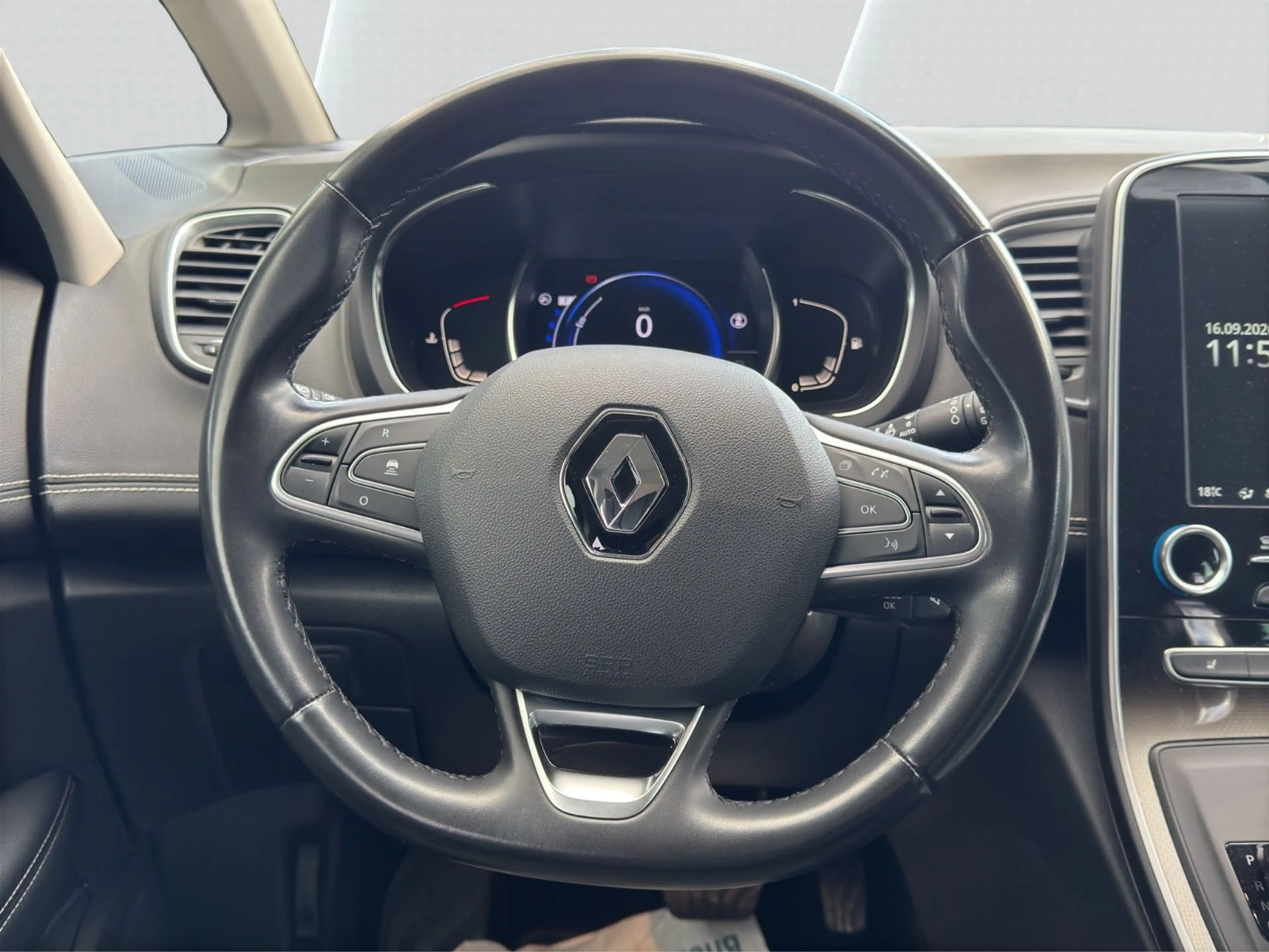Renault Grand Scenic 1.3 TCe 160 Intens Automatik — photo 11