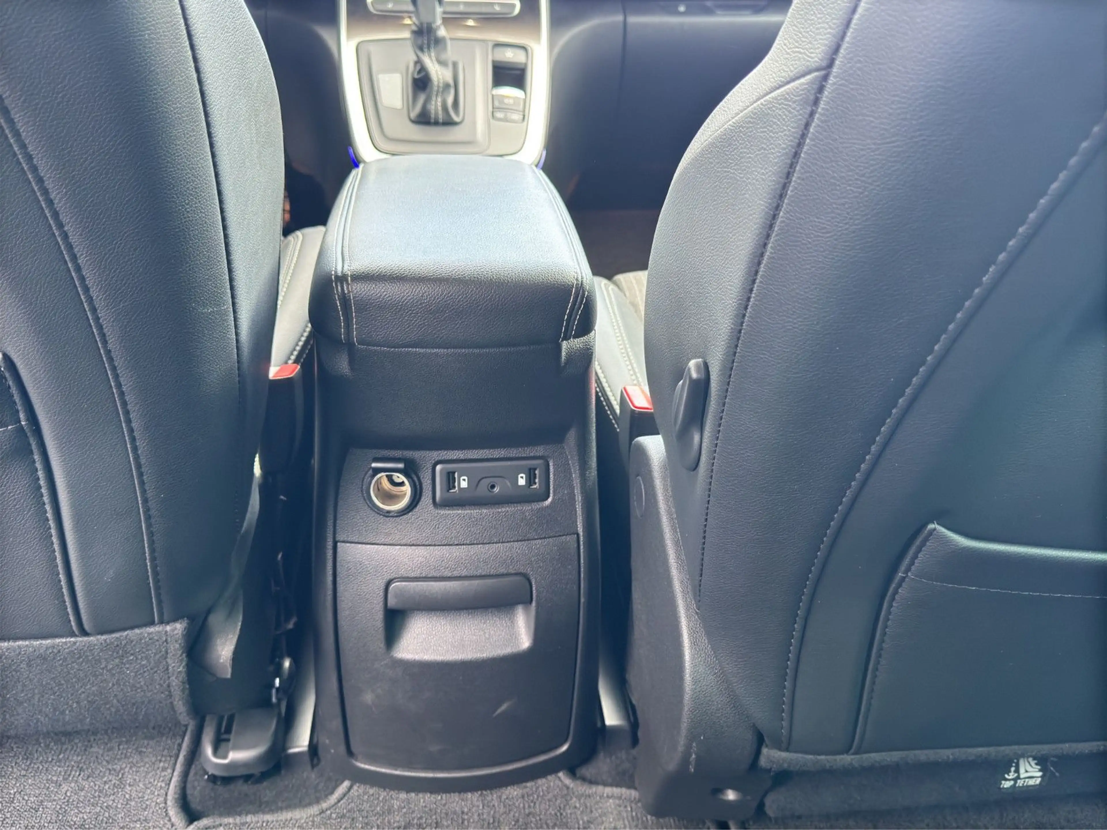 Renault Grand Scenic 1.3 TCe 160 Intens Automatik — photo 15