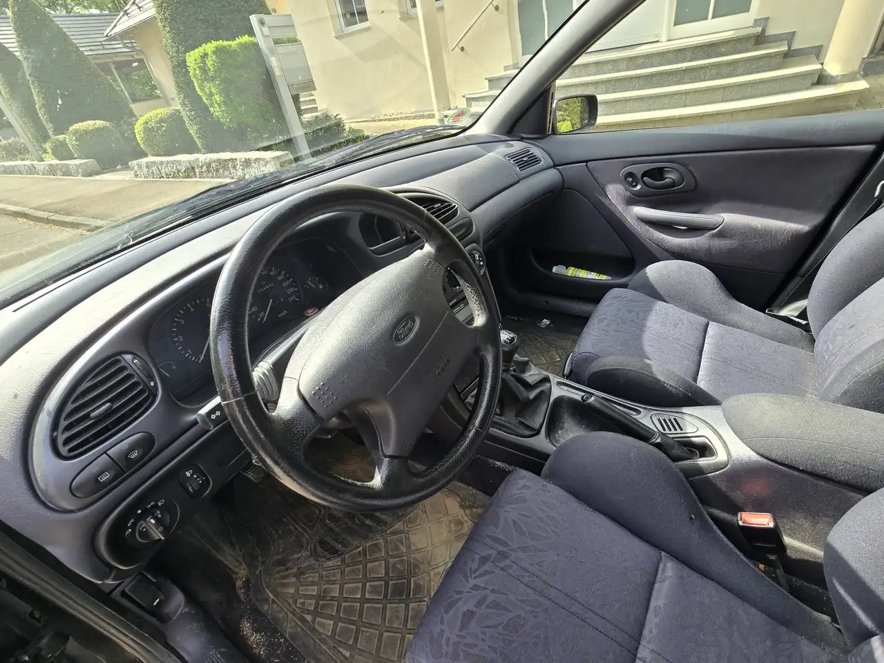 Ford Mondeo Turnier, foto 3