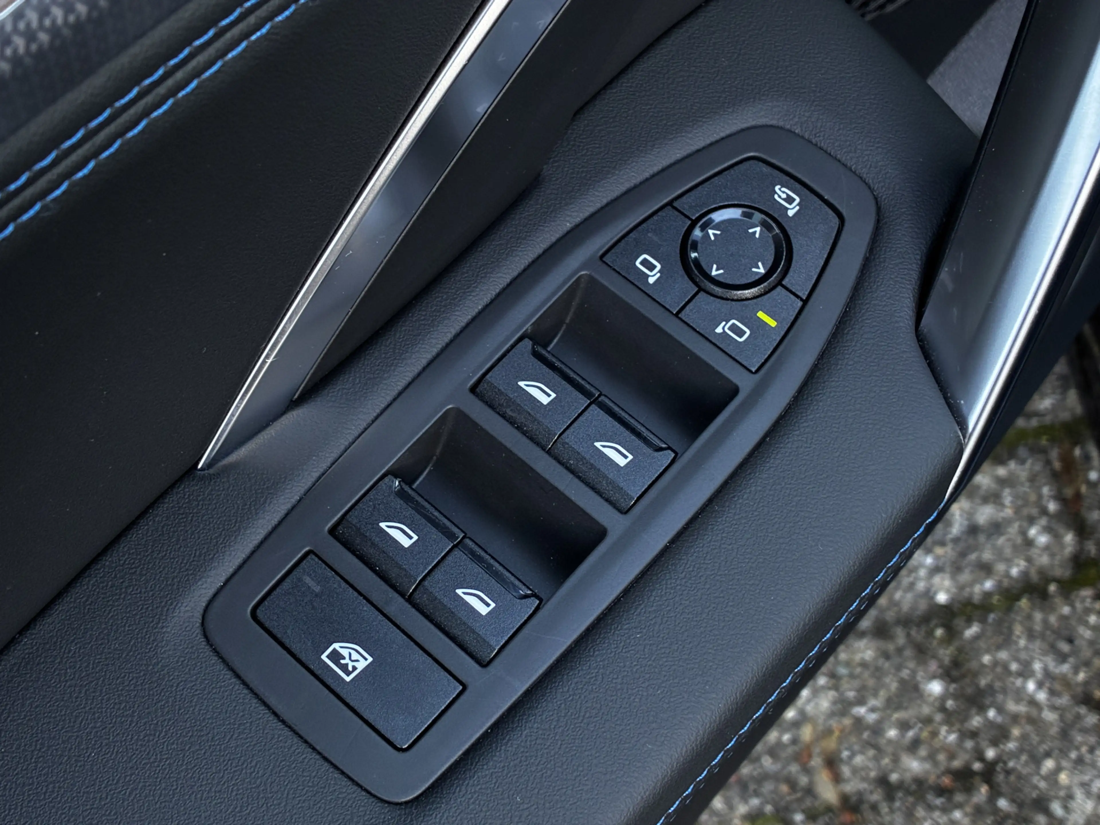BMW iX1 eDrive20 | M-Sport | Panorama| Harman/kardon | 360 — photo 11