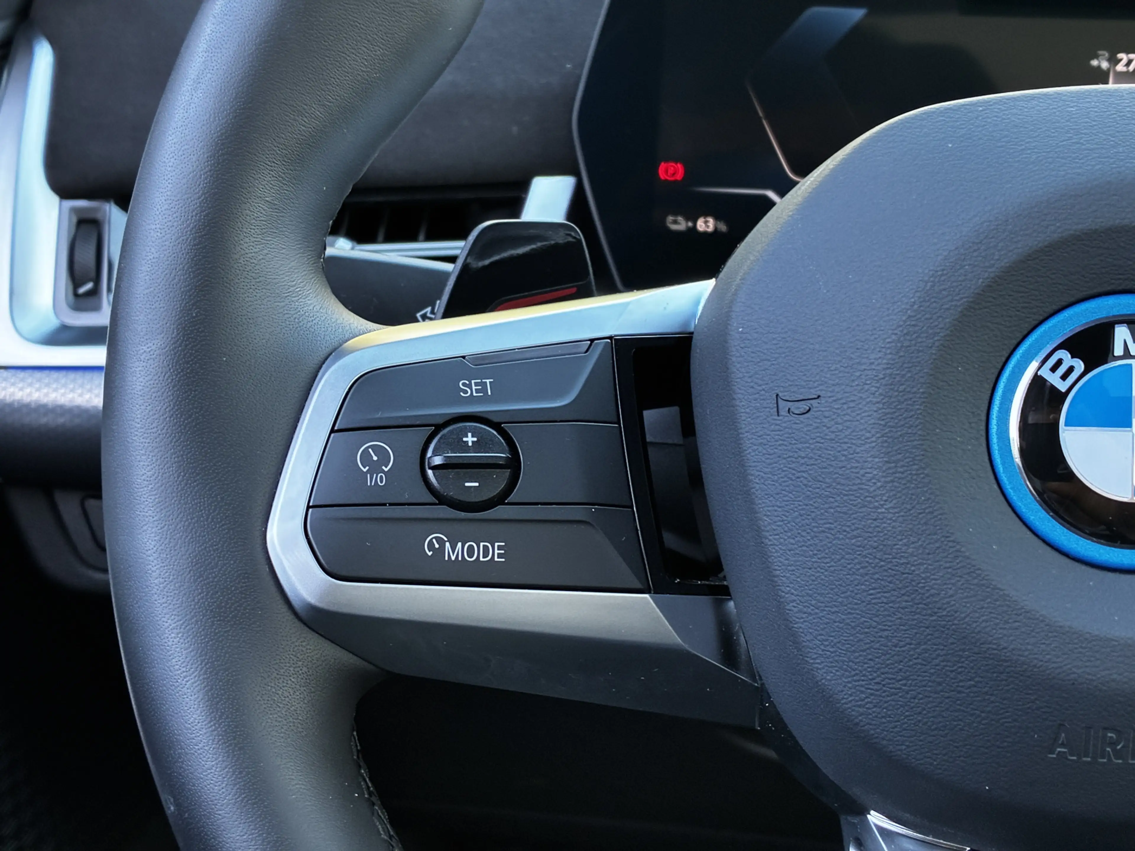 BMW iX1 eDrive20 | M-Sport | Panorama| Harman/kardon | 360 — photo 13