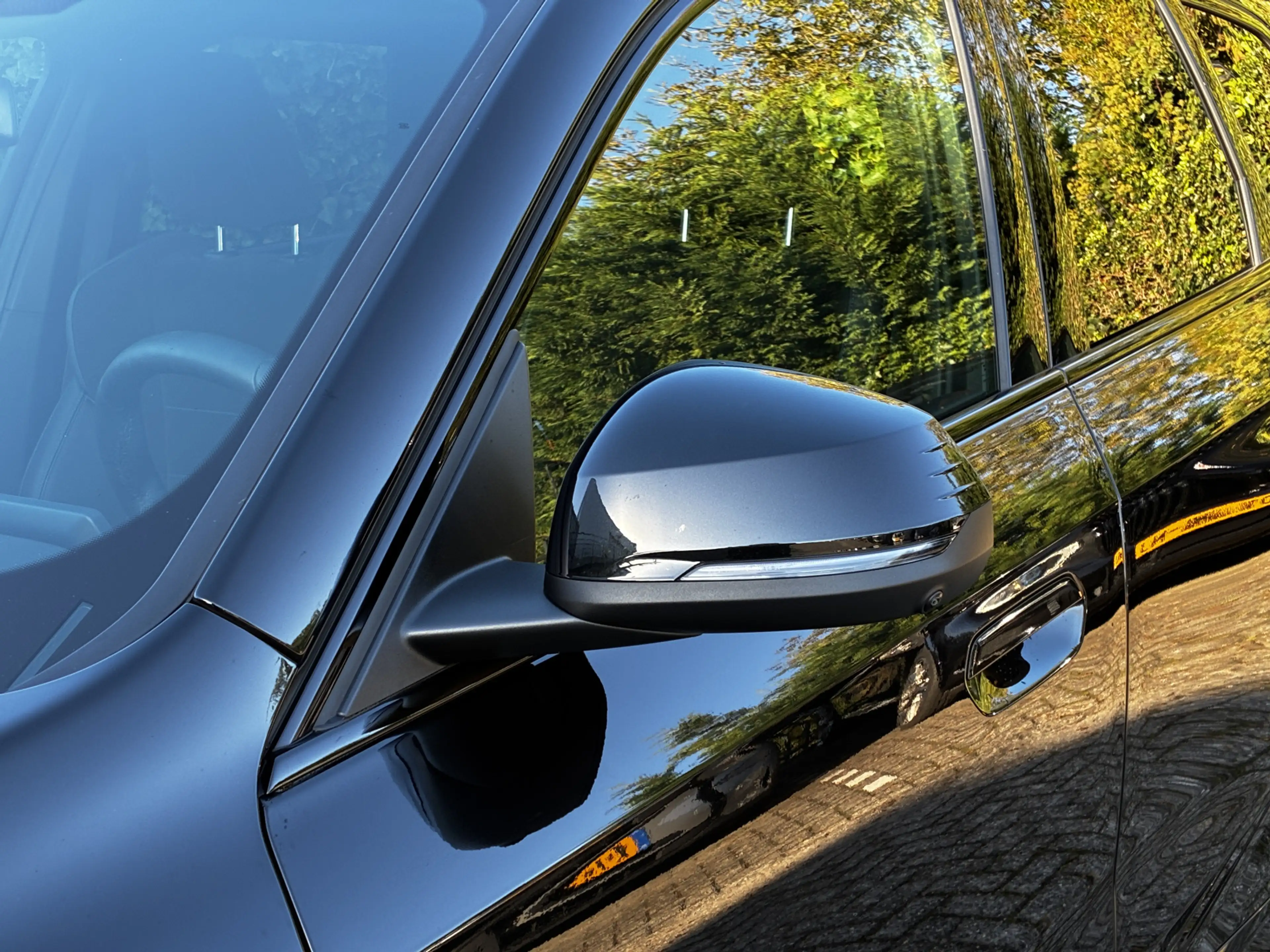 BMW iX1 eDrive20 | M-Sport | Panorama| Harman/kardon | 360 — photo 6