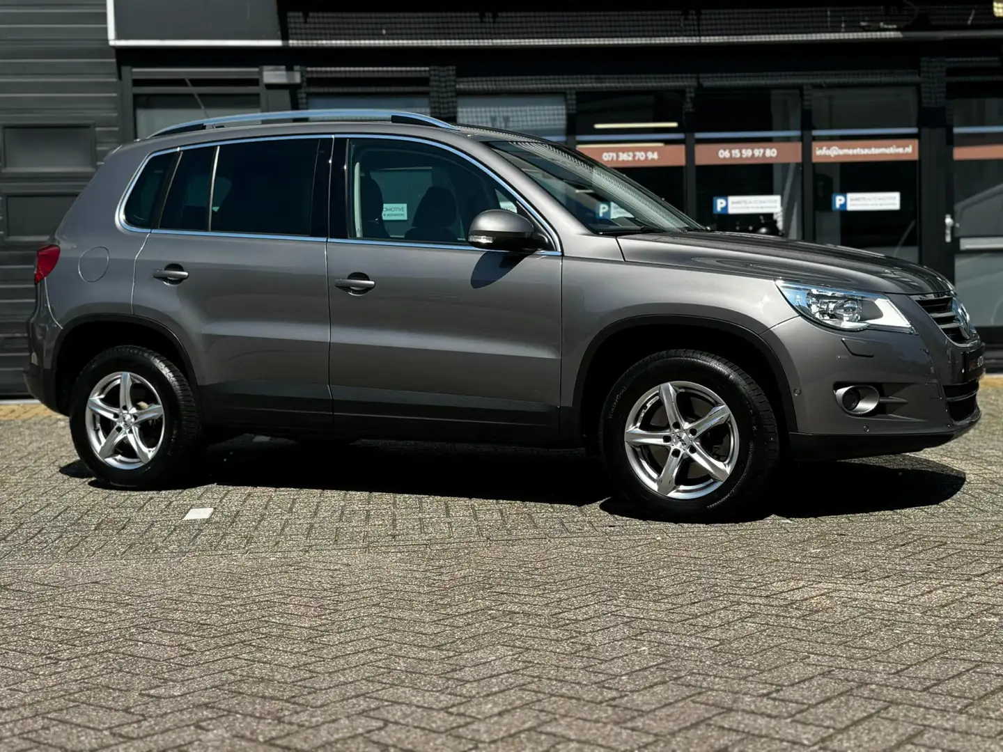 Volkswagen Tiguan 2.0 TSI Sport&Style 4Motion Youngtimer,Met APK afg Grijs - 2