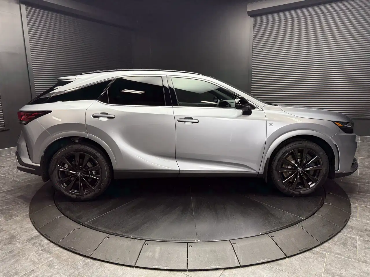 Lexus RX photo Lexus RX