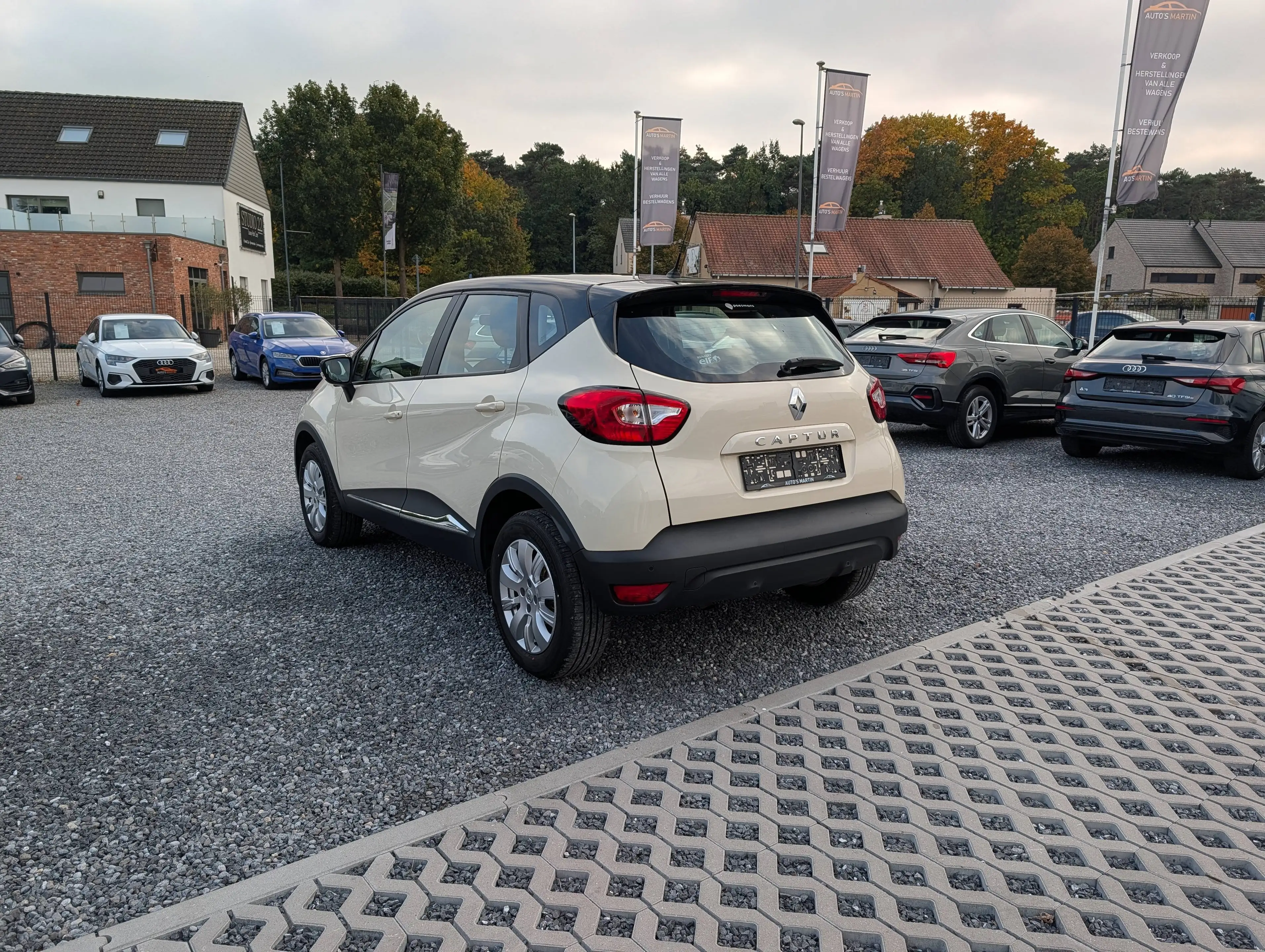 Renault Captur 0.9 TCe Energy | NAVI | RADIO | CRUISE | AC | PARKSENS — photo 6