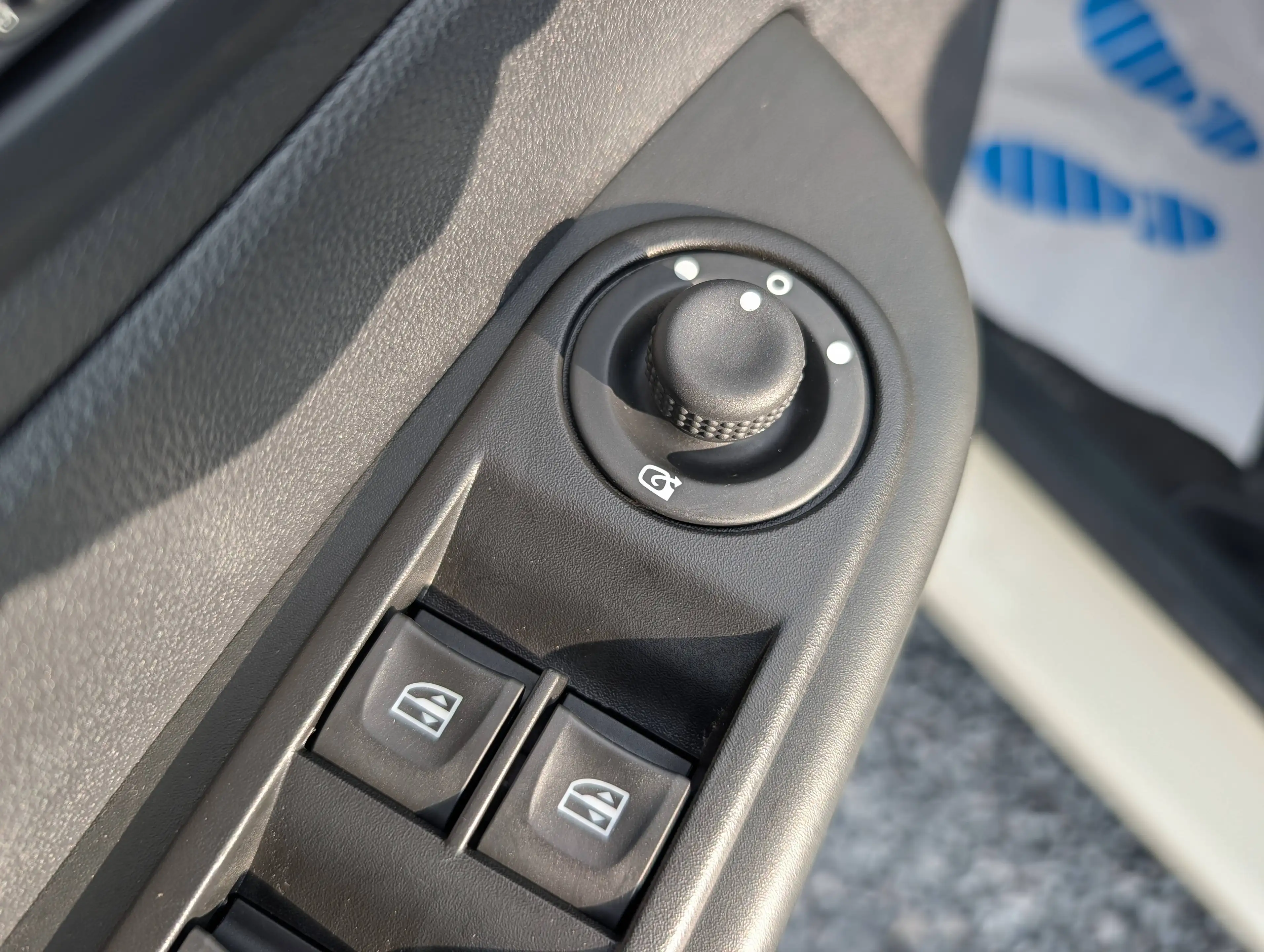 Renault Captur 0.9 TCe Energy | NAVI | RADIO | CRUISE | AC | PARKSENS — photo 8