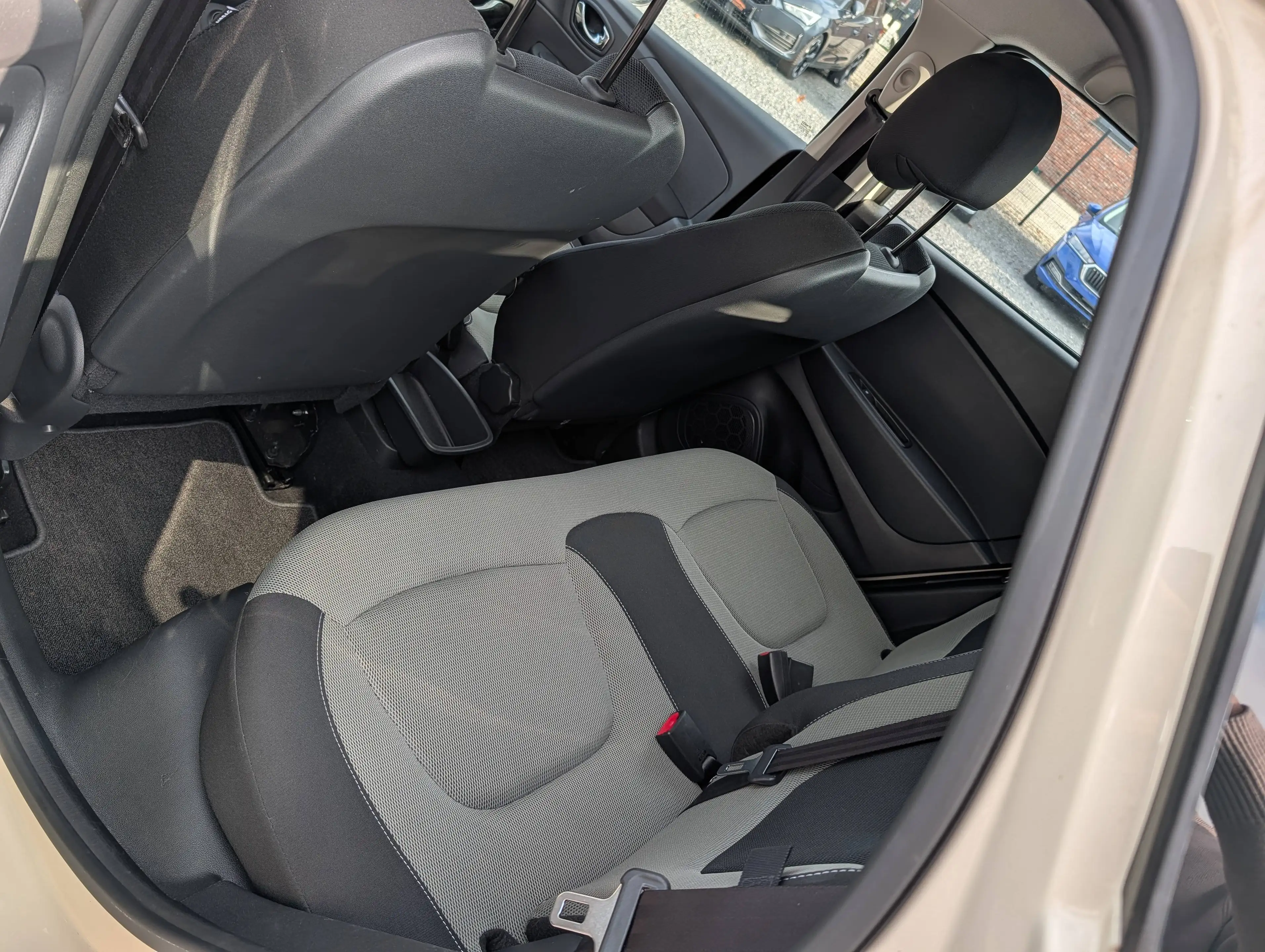 Renault Captur 0.9 TCe Energy | NAVI | RADIO | CRUISE | AC | PARKSENS — photo 11