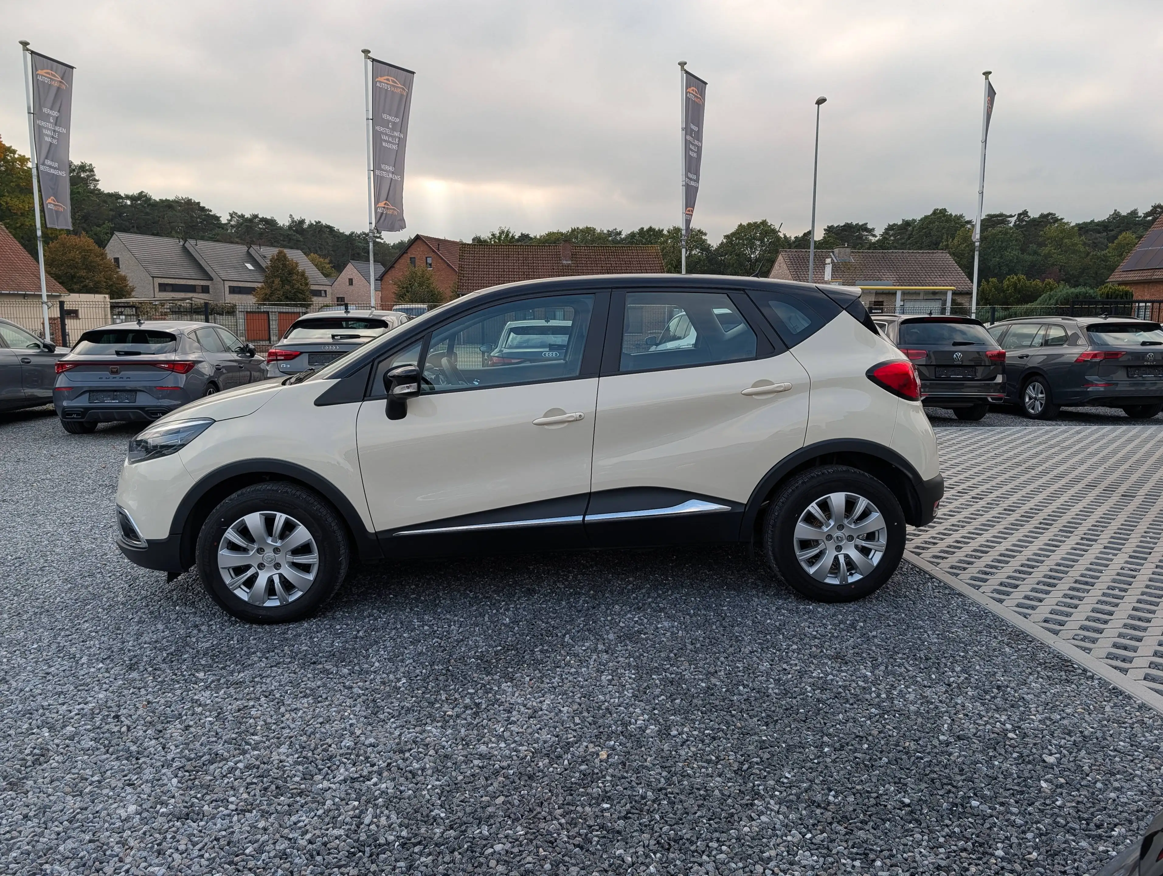 Renault Captur 0.9 TCe Energy | NAVI | RADIO | CRUISE | AC | PARKSENS — photo 7