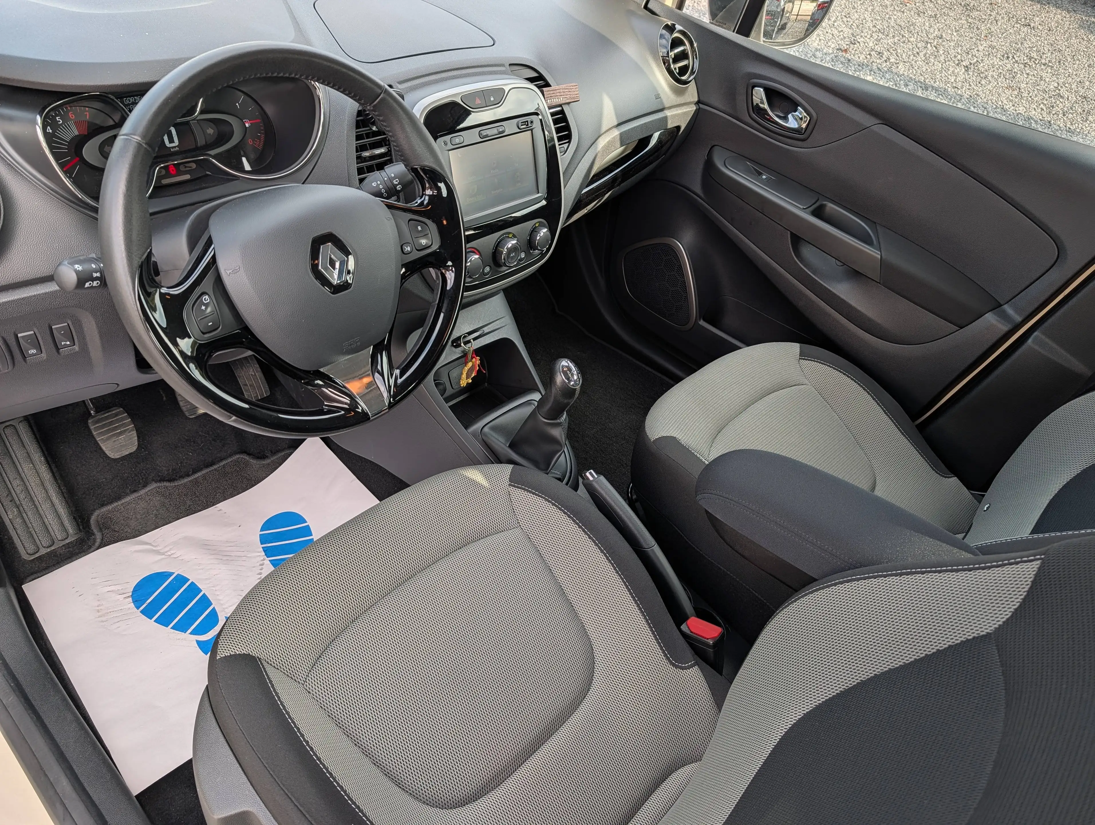 Renault Captur 0.9 TCe Energy | NAVI | RADIO | CRUISE | AC | PARKSENS — photo 10