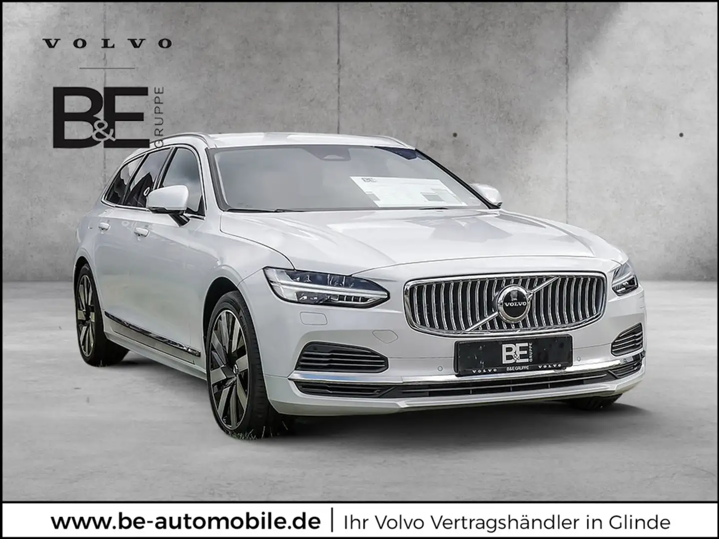 Volvo V90 Kombi T6 Core Recharge Plug-In Hybrid AWD Weiß - 1