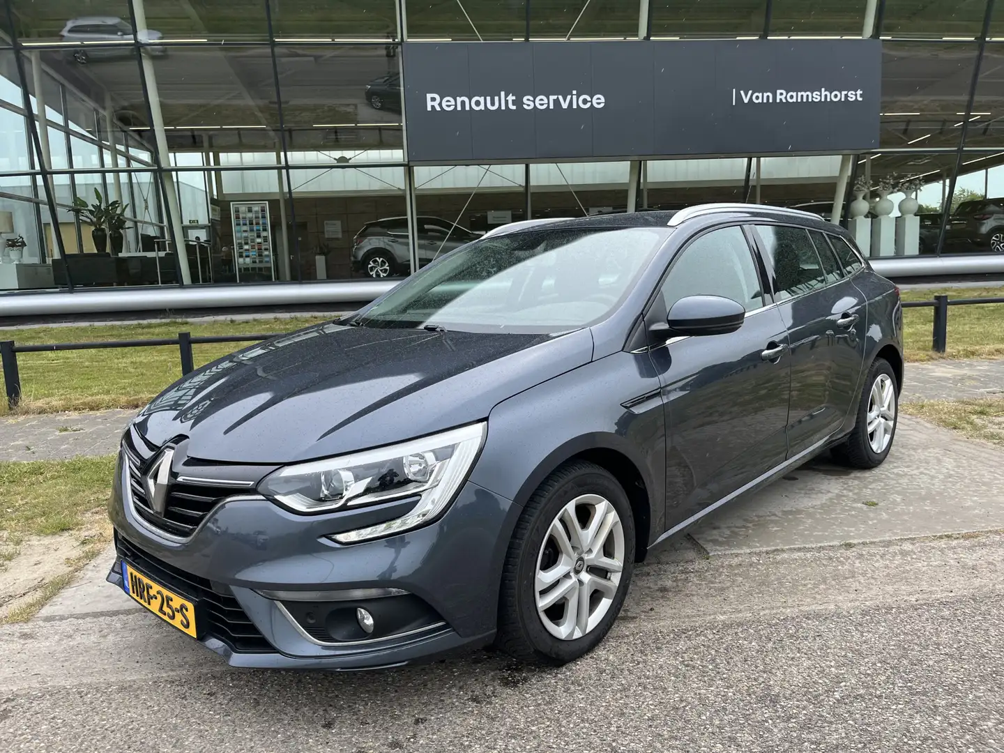 Renault Megane Estate 1.3 TCe 140 PK Limited /dealer onderhouden/ Szürke - 1