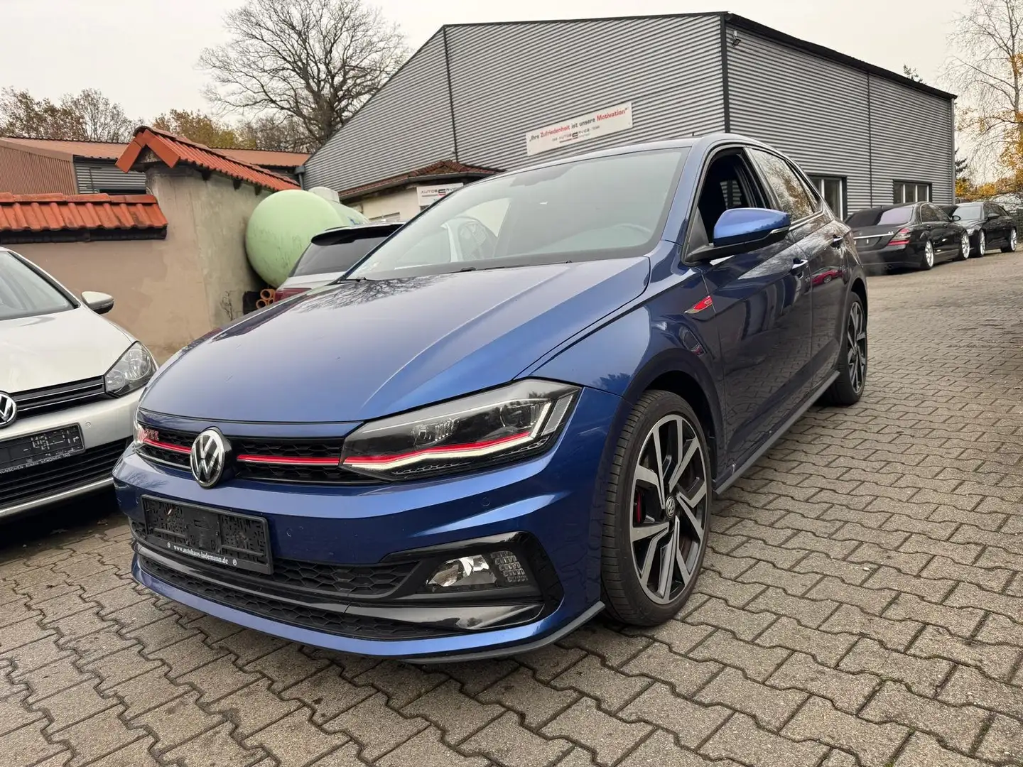 Volkswagen Polo GTI 2.0 TSI 2.Hd Scheckheft LED SHZ PDC Top Zustand Niebieski - 2