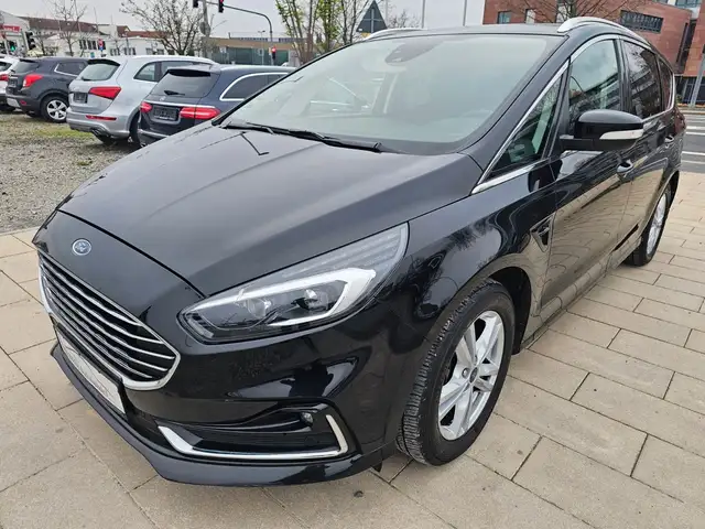 Ford S-Max S-MAX Titanium 7 Sitzer