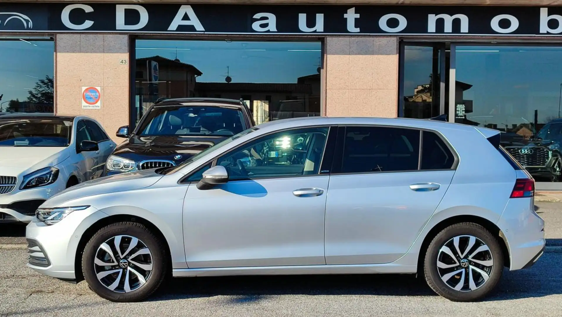 Volkswagen Golf 8 VIII 1.0 TSI Sport Style Active *PROMO* Argento - 2