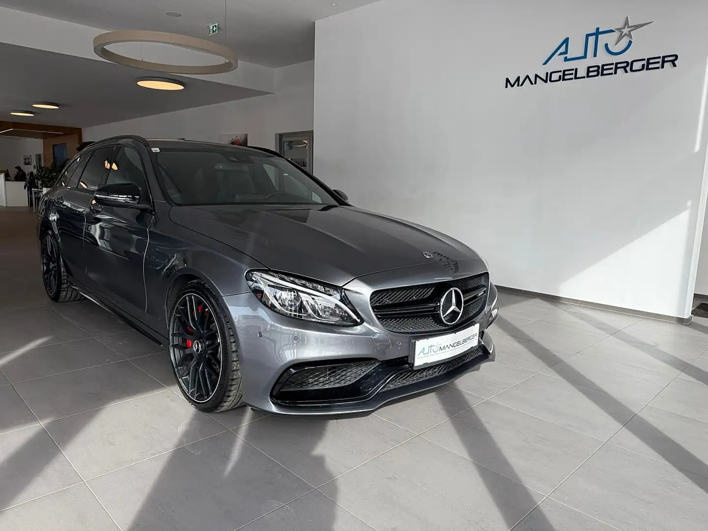 Mercedes-Benz C 63 AMG S T Aut. Grau - 1
