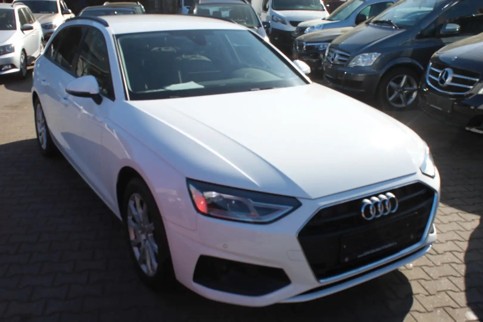 Audi A4 Avant 40 TFSI CarPlay Kamera Weiß - 2