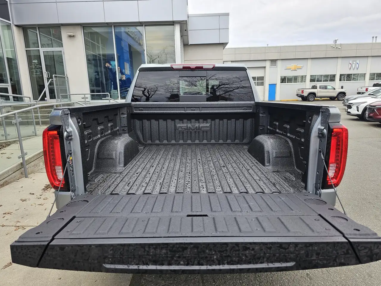 GMC Sierra 1500 снимка GMC Sierra 1500