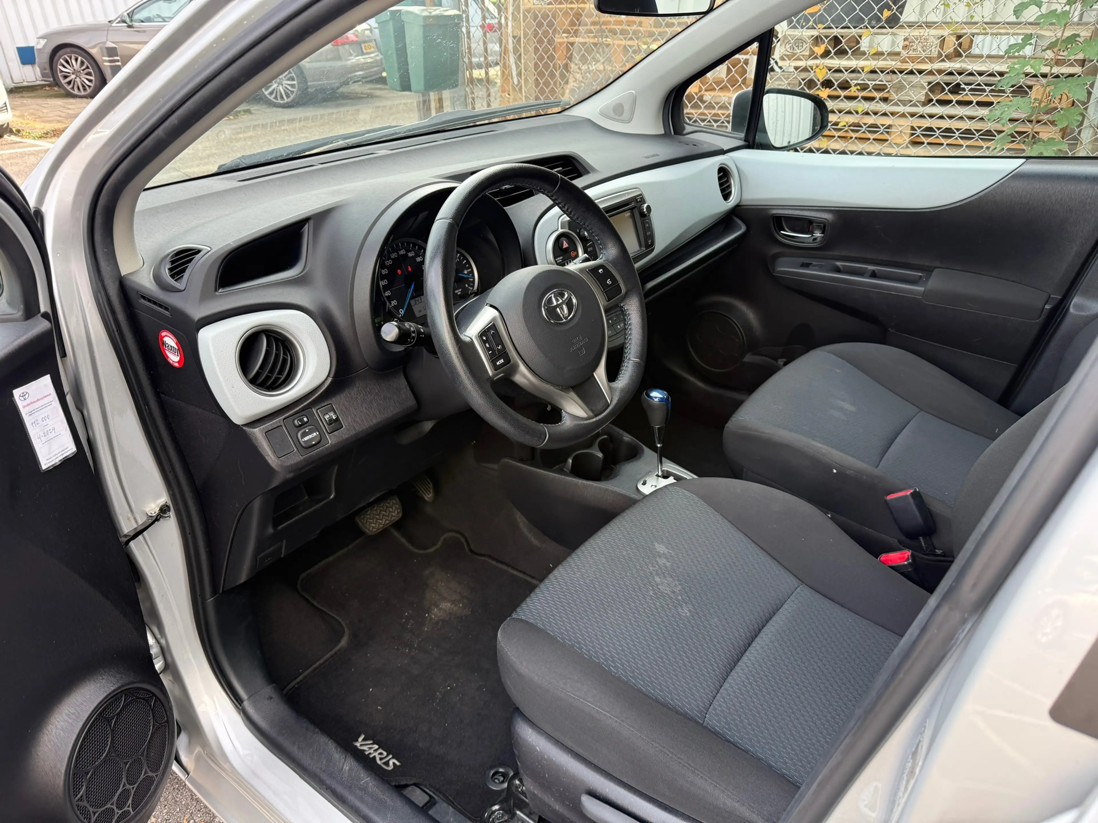 Toyota Yaris 1.5 Full Hybrid Aspiration NAVI | CAMERA | CRUISE — photo 8