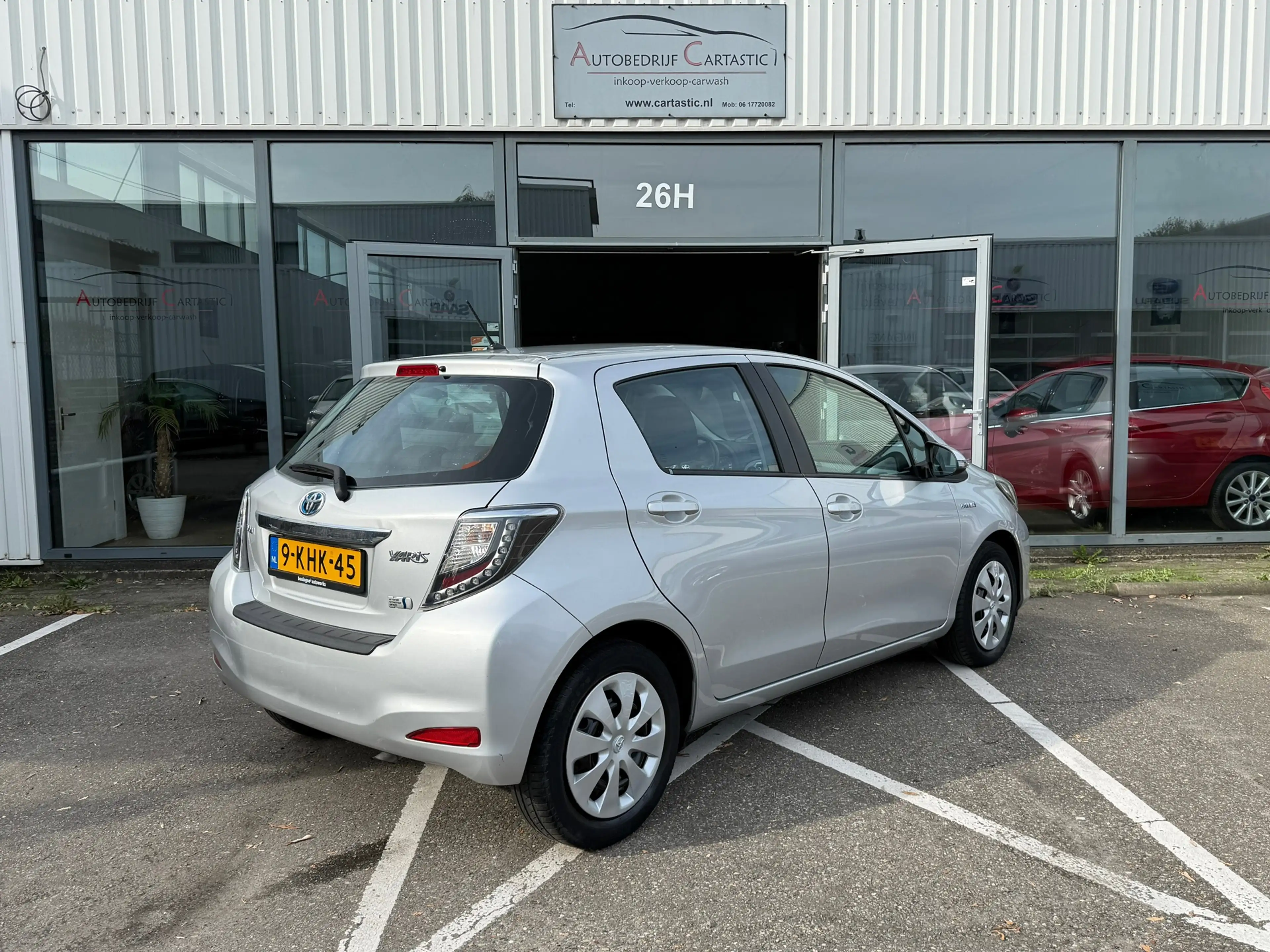 Toyota Yaris 1.5 Full Hybrid Aspiration NAVI | CAMERA | CRUISE — photo 7