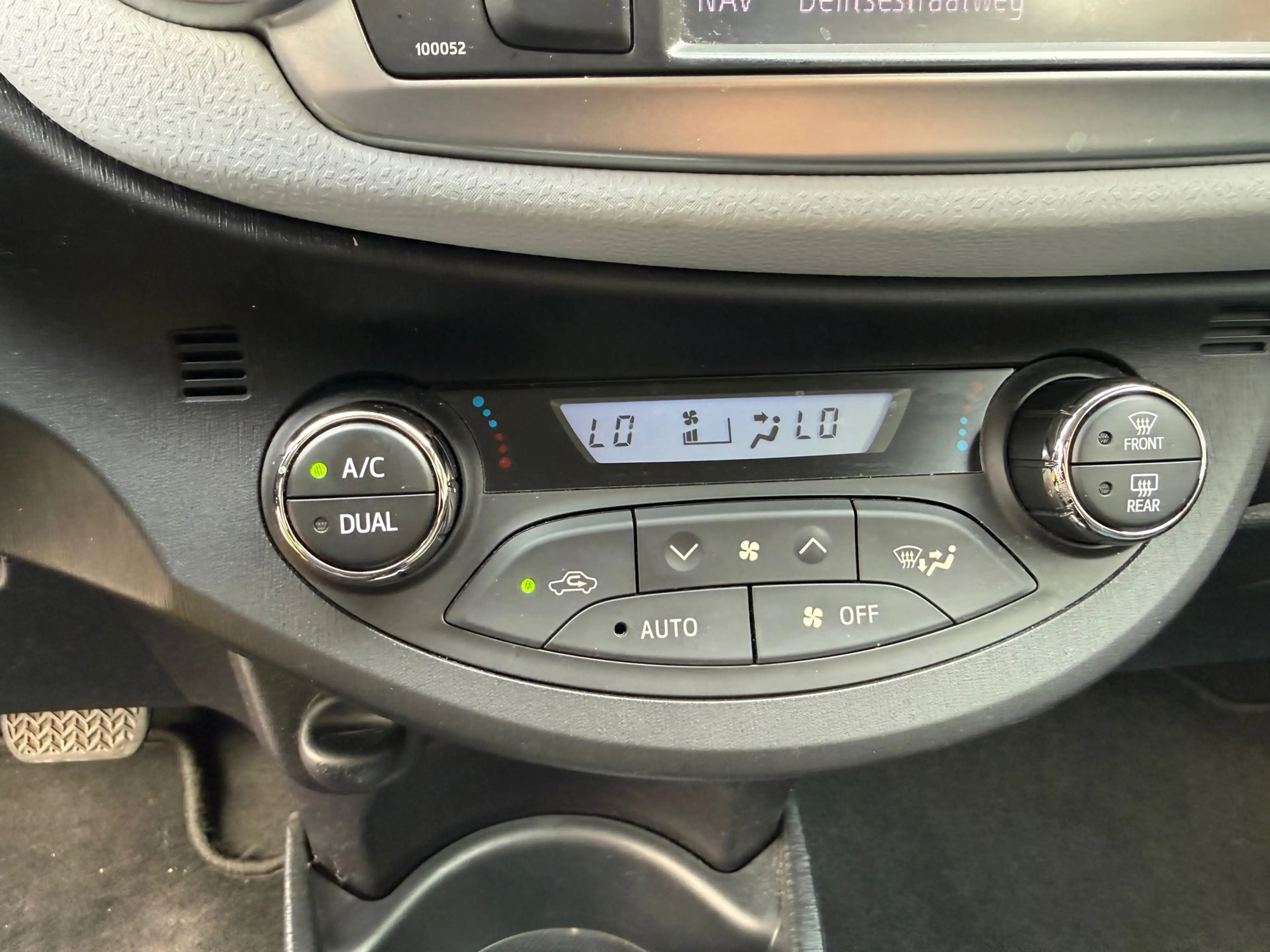 Toyota Yaris 1.5 Full Hybrid Aspiration NAVI | CAMERA | CRUISE — photo 15