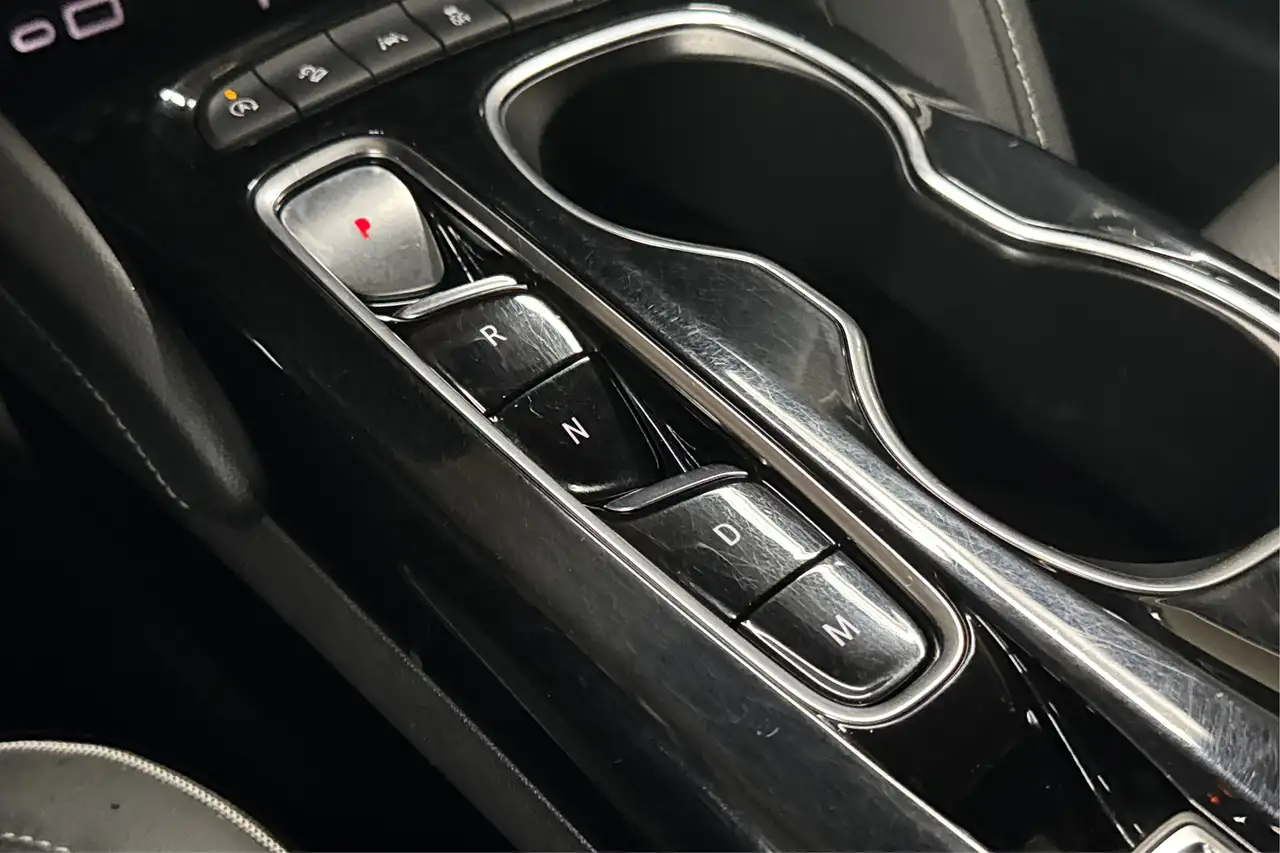 Buick Envision снимка Buick Envision