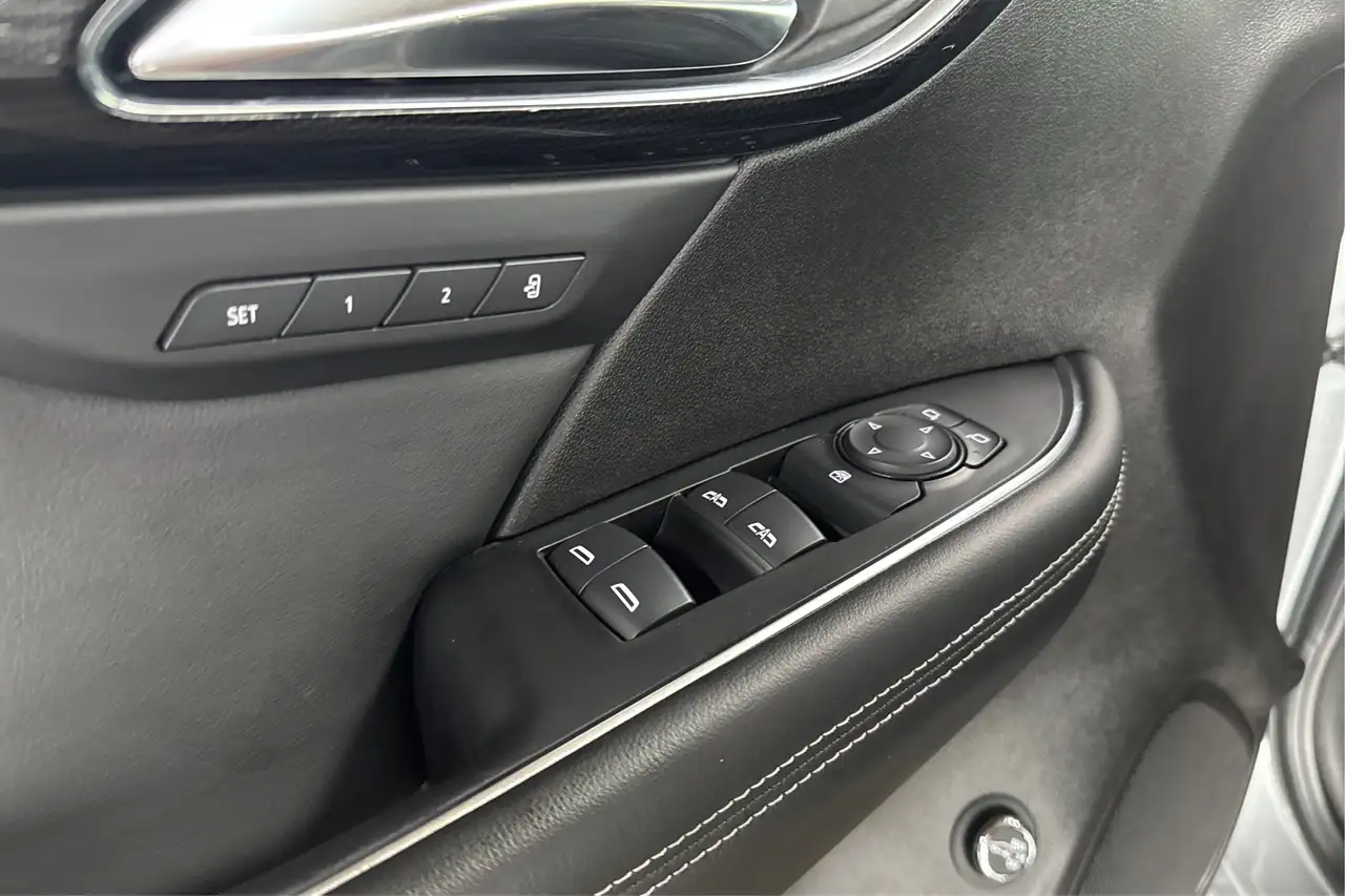 Buick Envision снимка Buick Envision