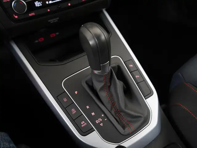 Seat Arona view 11