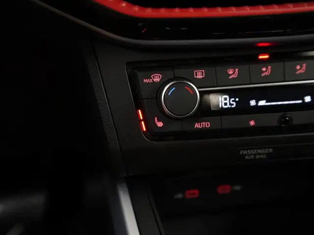 Seat Arona view 13