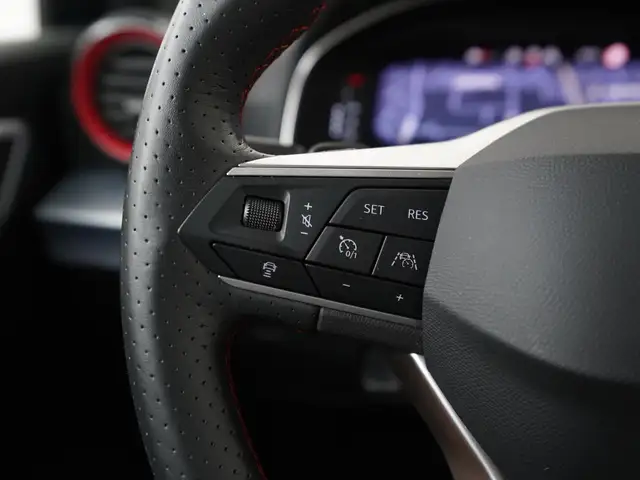 Seat Arona view 8