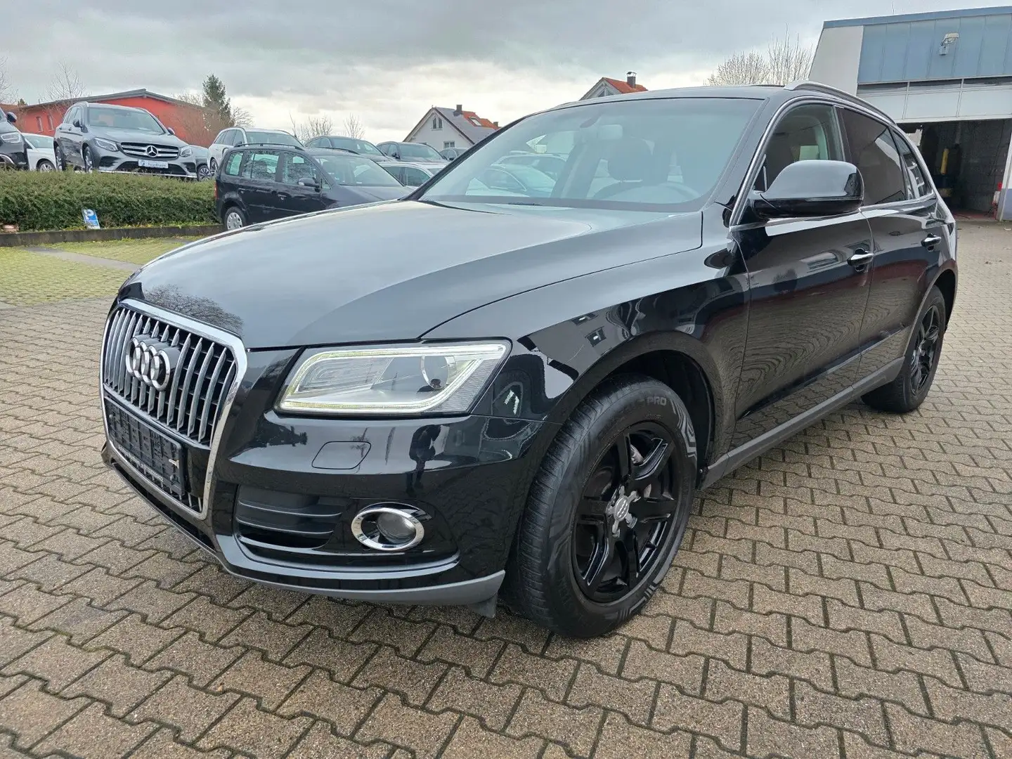 Audi Q5 2.0 TDI clean diesel/Xenon/Navi/EURO6 Noir - 1