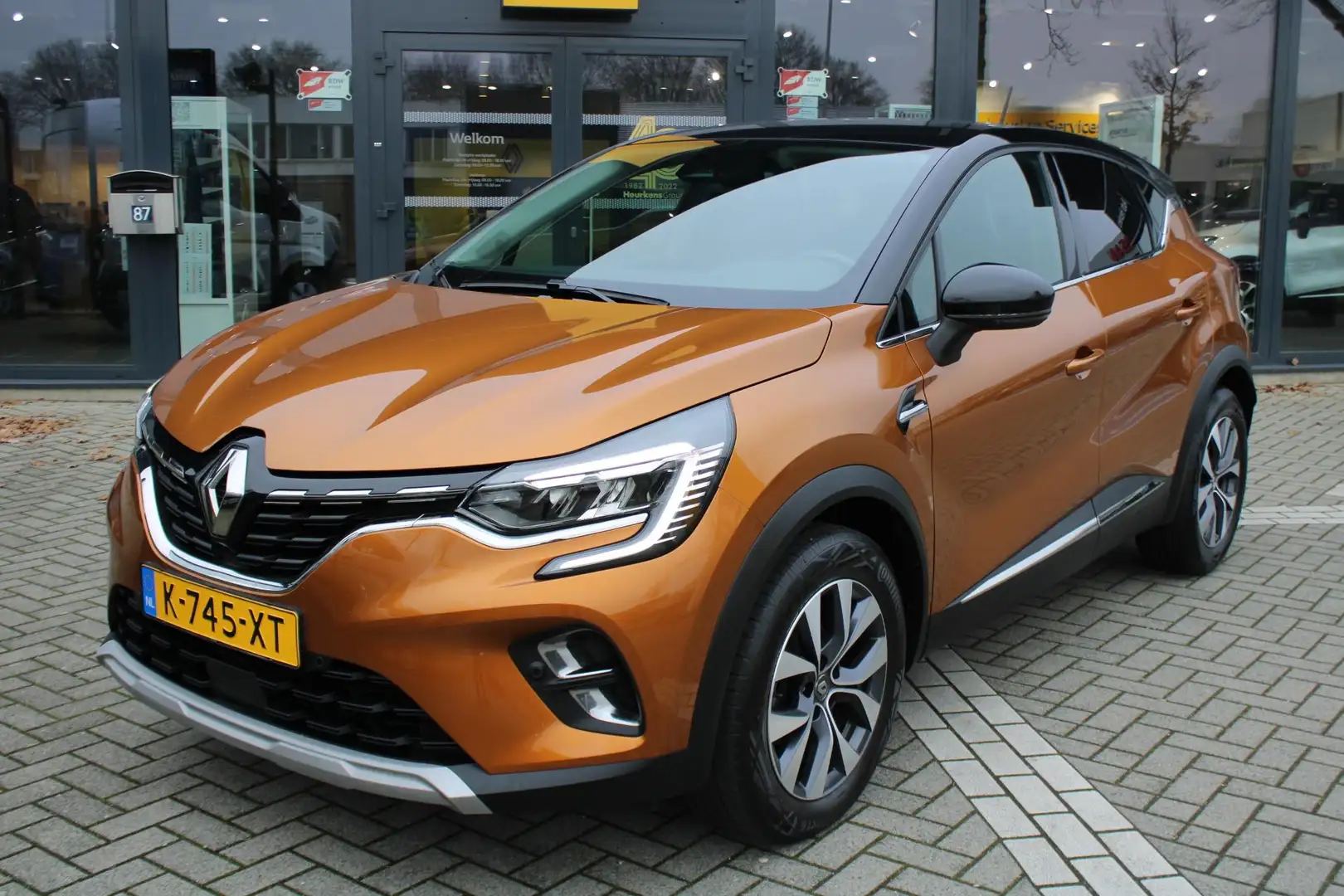 Renault Captur TCe 90 Intens | NL auto | Parkeersensoren voor en Naranja - 2