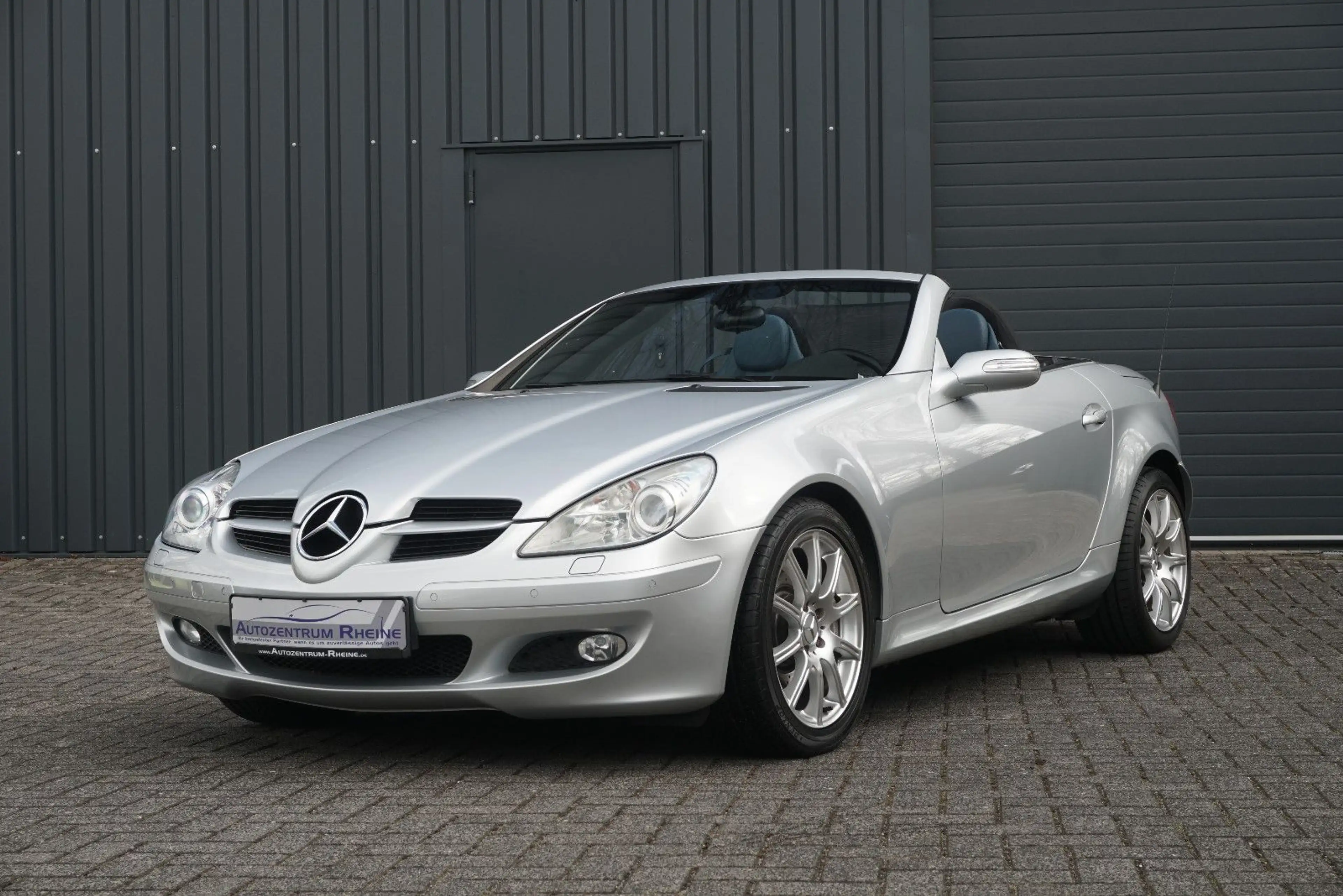 Mercedes-Benz SLK 350 V6 Navi Klima PDC SHZ Leder Bi-Xenon — photo 10