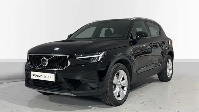 Volvo XC40 Core, B3 Mild Hybrid, Gasolina