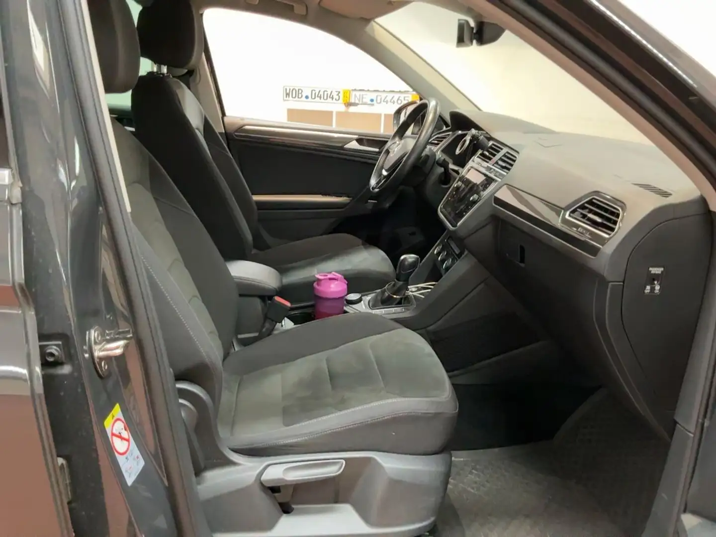 Volkswagen Tiguan Highline BMT/Start-Stopp 4Motion Digital Gris - 2