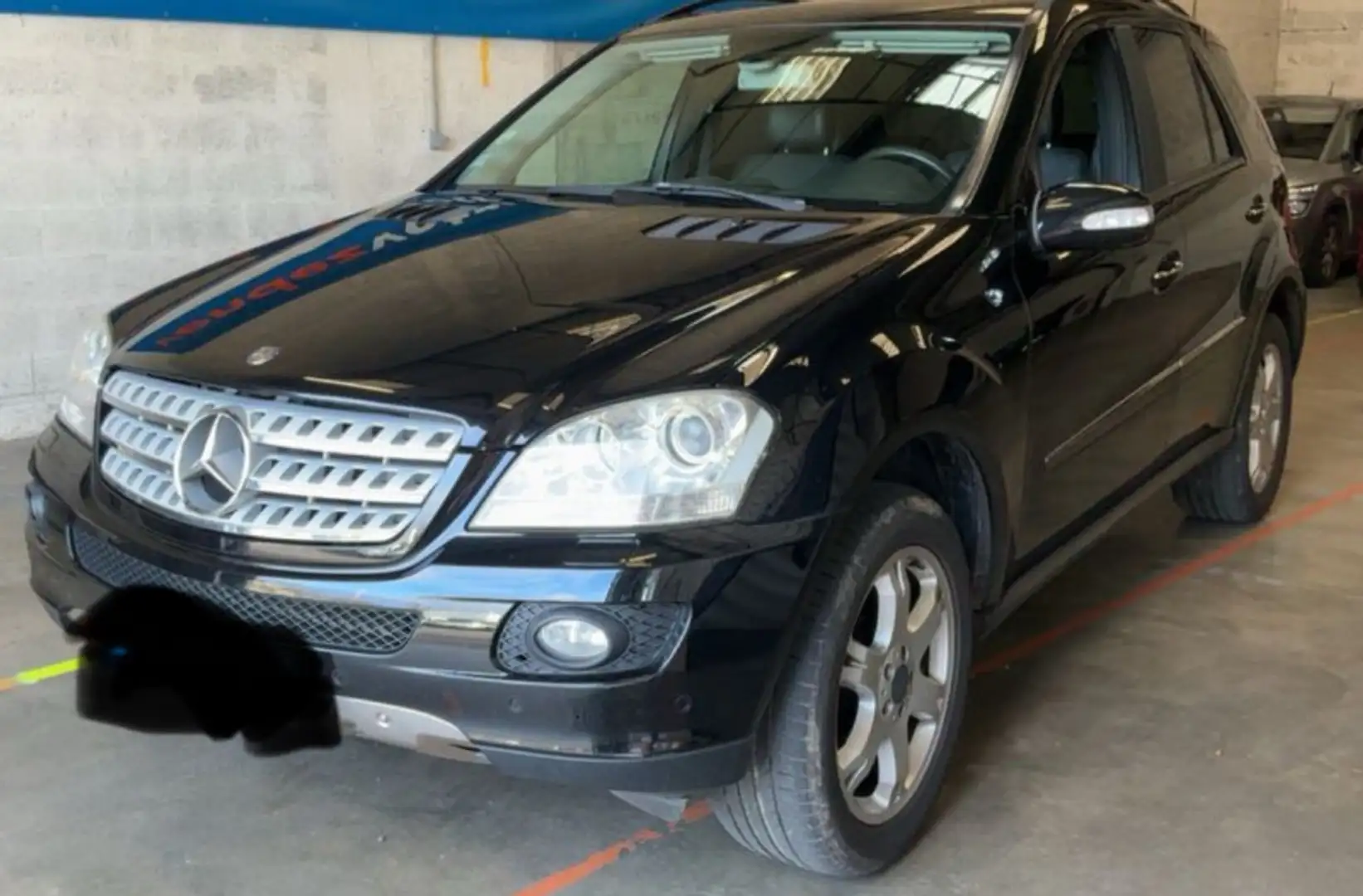 Mercedes-Benz ML 500 500 V8 Schwarz - 1